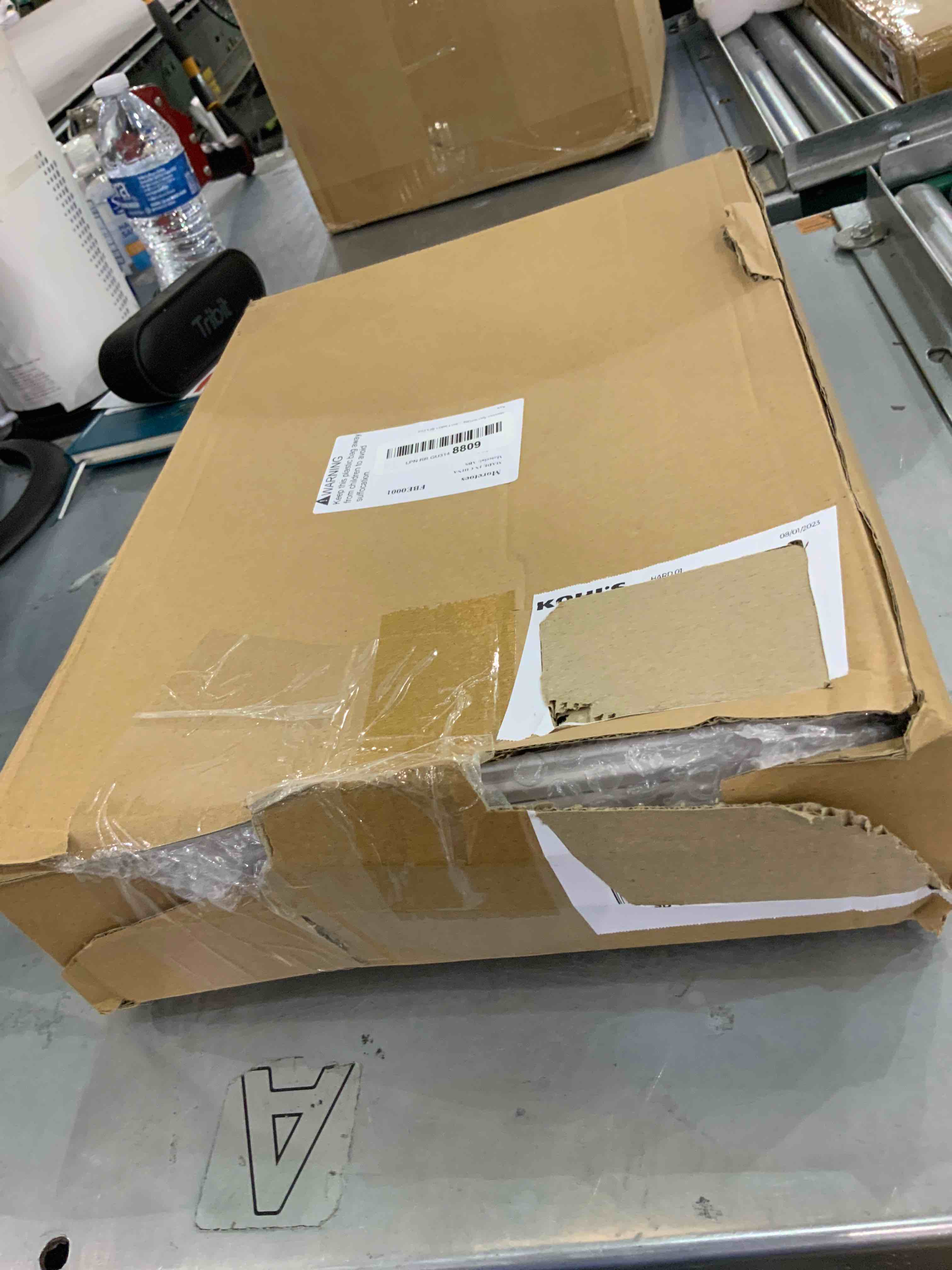 https://s3.amazonaws.com/lotting-images-prod/bidfta/EXS00556903_1693923722690.jpeg