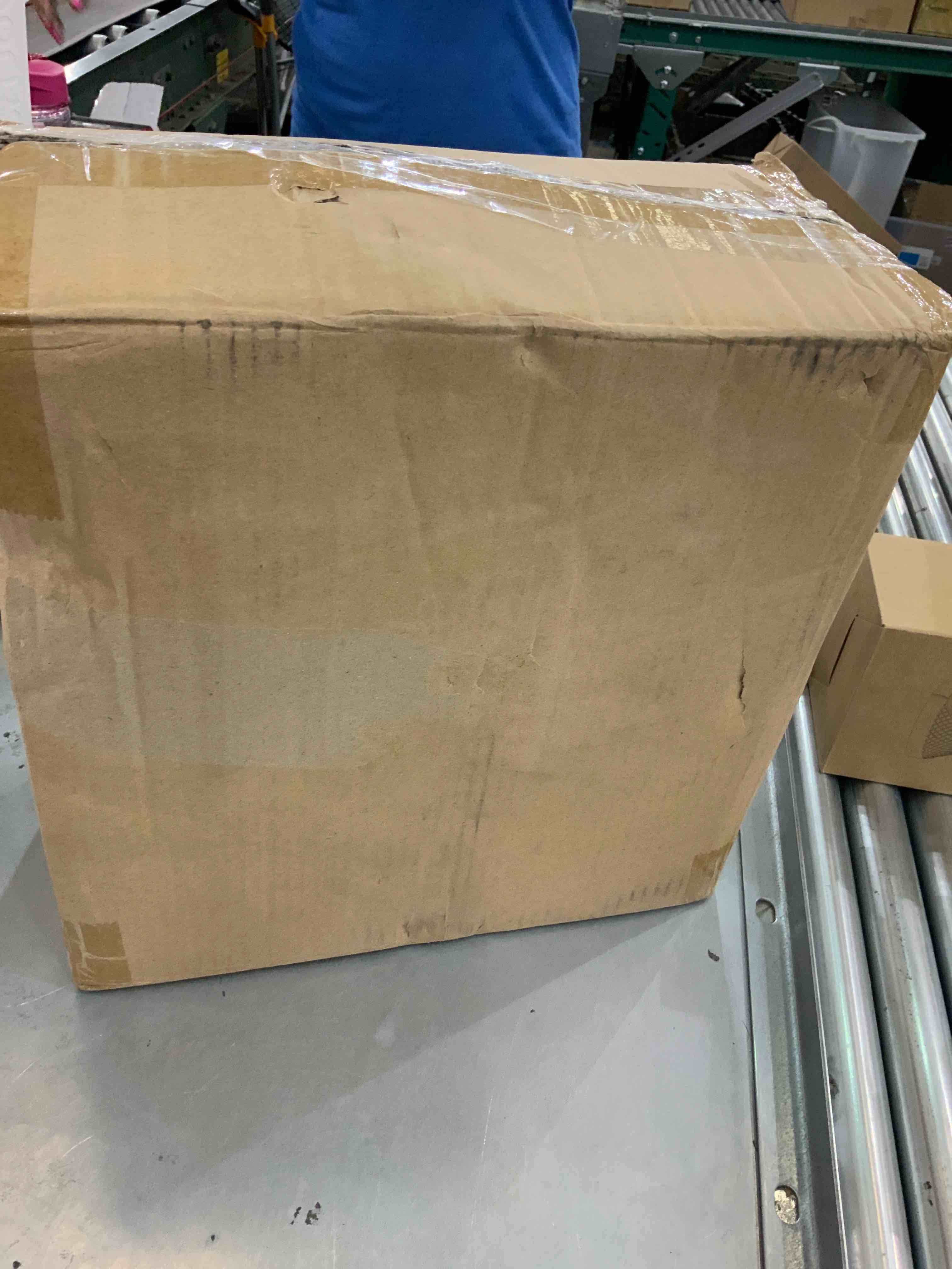 https://s3.amazonaws.com/lotting-images-prod/bidfta/EXS00556991_1693939210499.jpeg