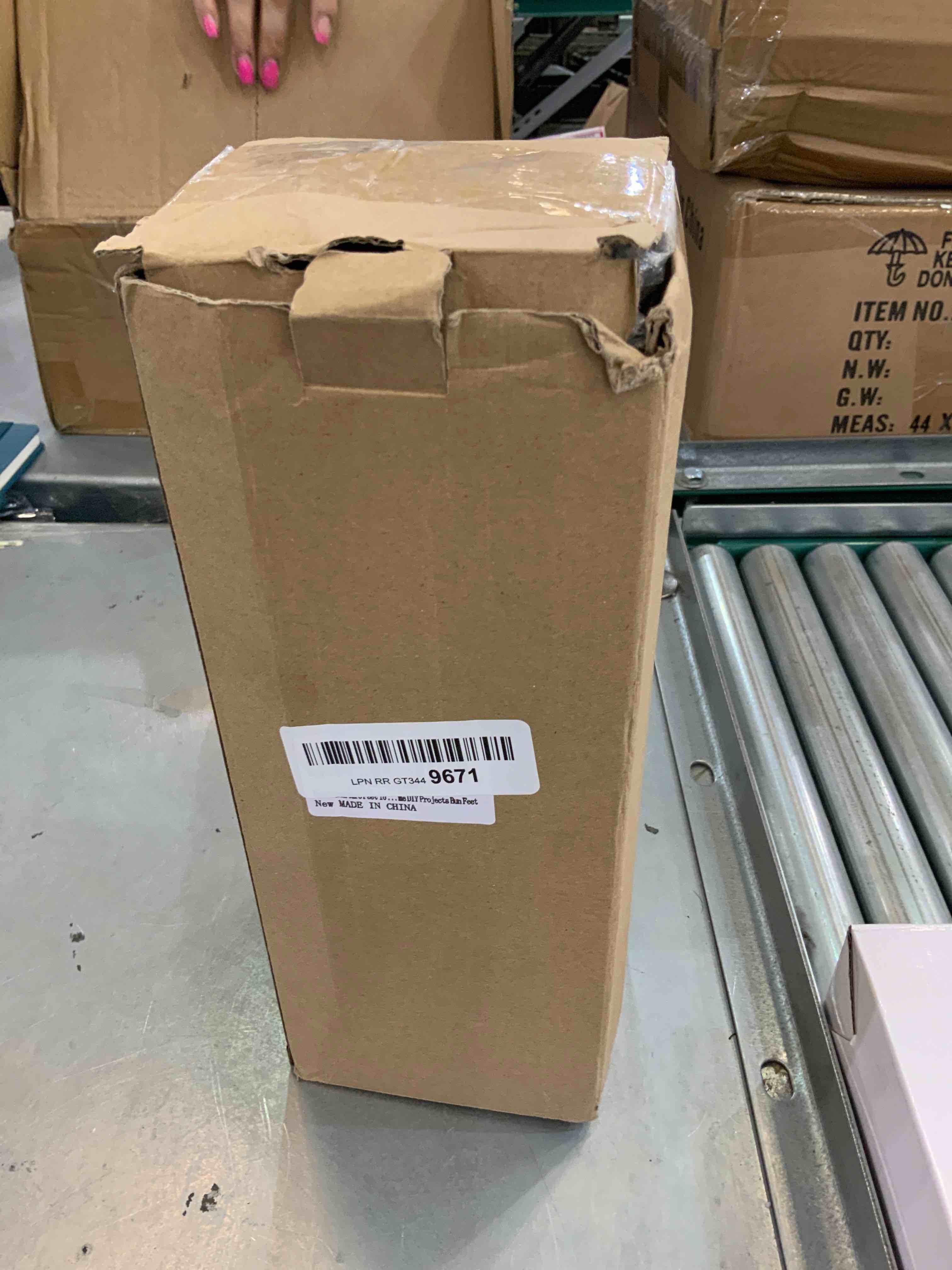https://s3.amazonaws.com/lotting-images-prod/bidfta/EXS00556993_1693939298834.jpeg