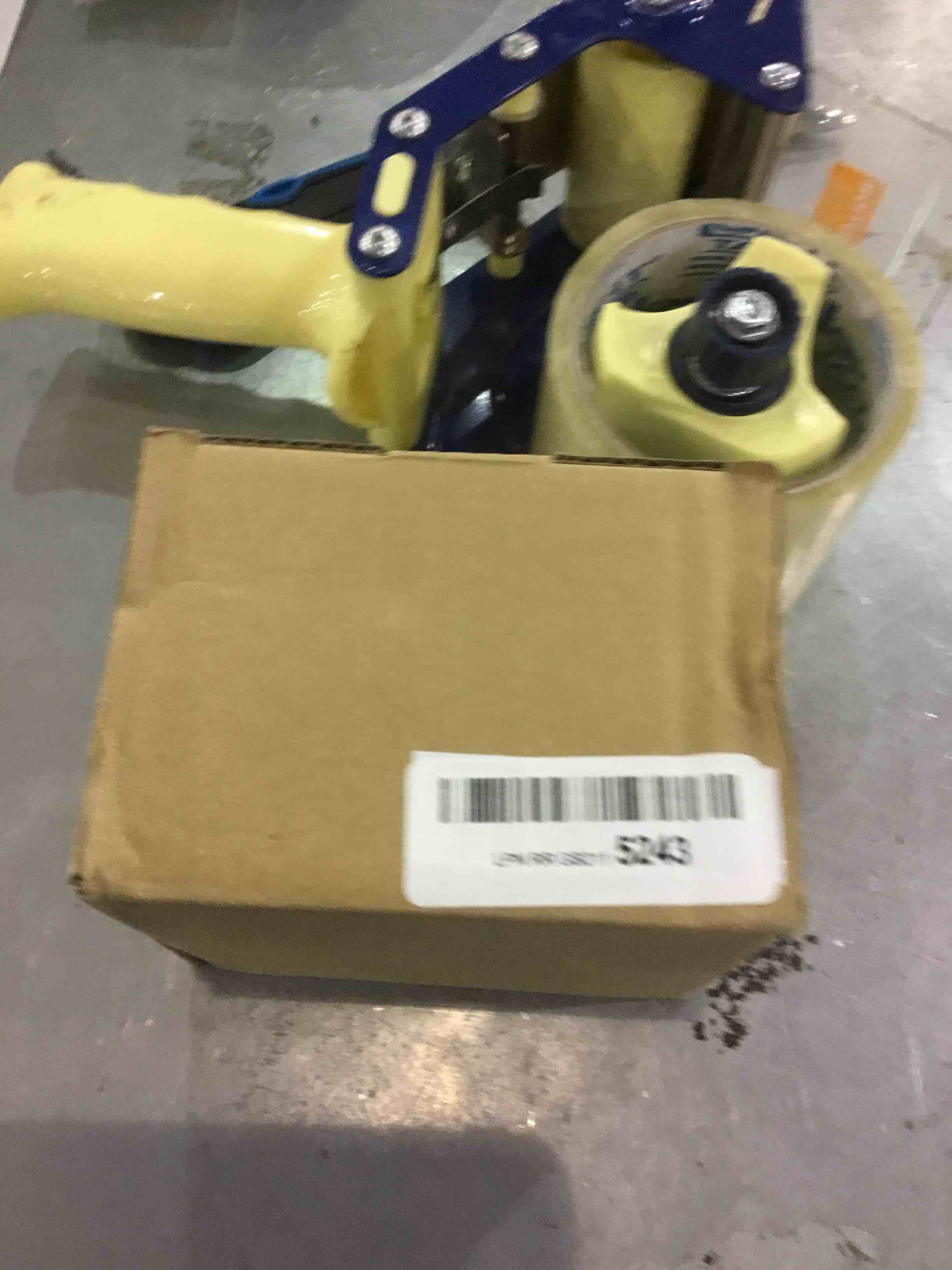 https://s3.amazonaws.com/lotting-images-prod/bidfta/EXS00557518_1693914926355.jpeg