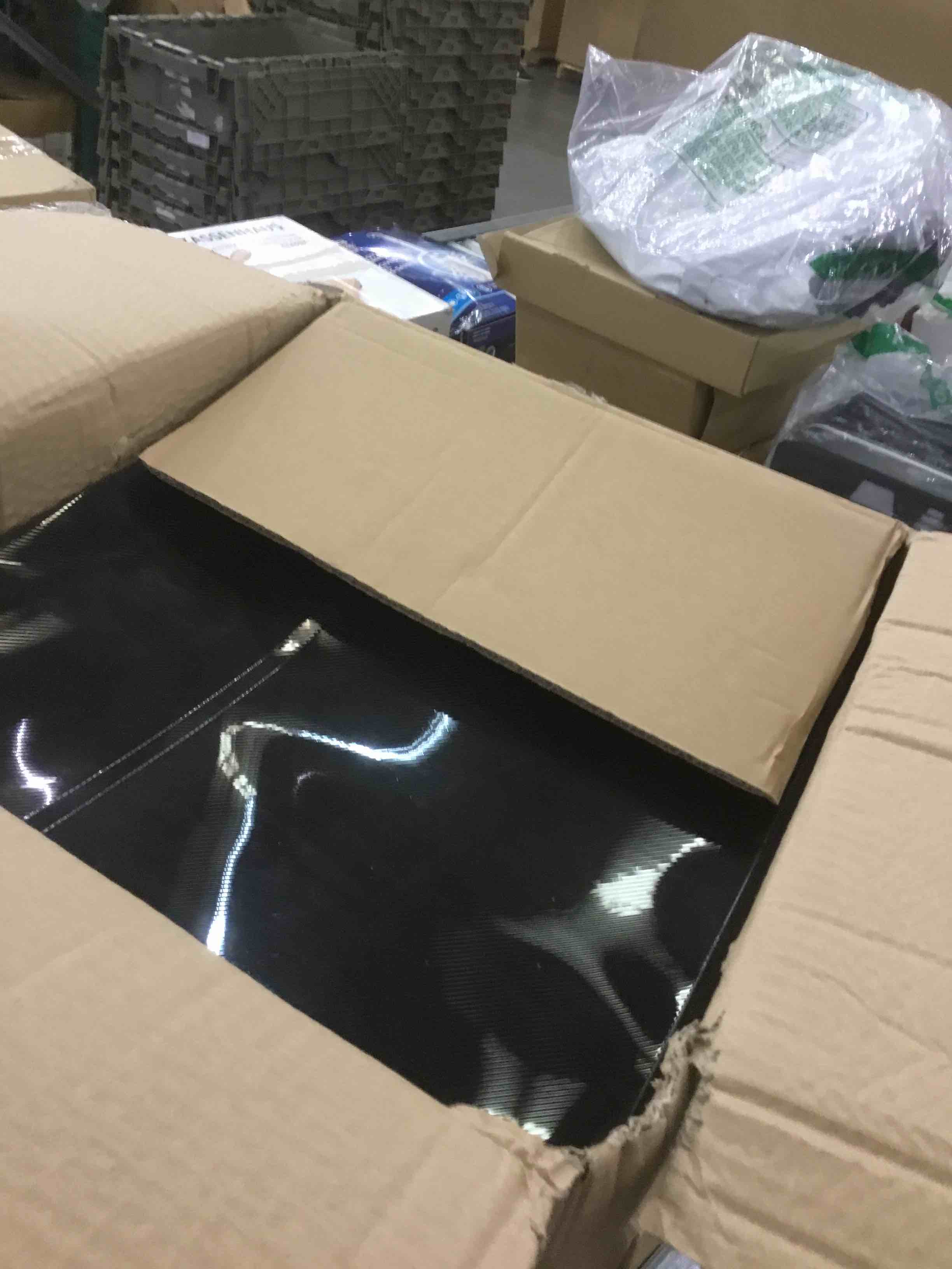 https://s3.amazonaws.com/lotting-images-prod/bidfta/EXS00557627_1693932306758.jpeg