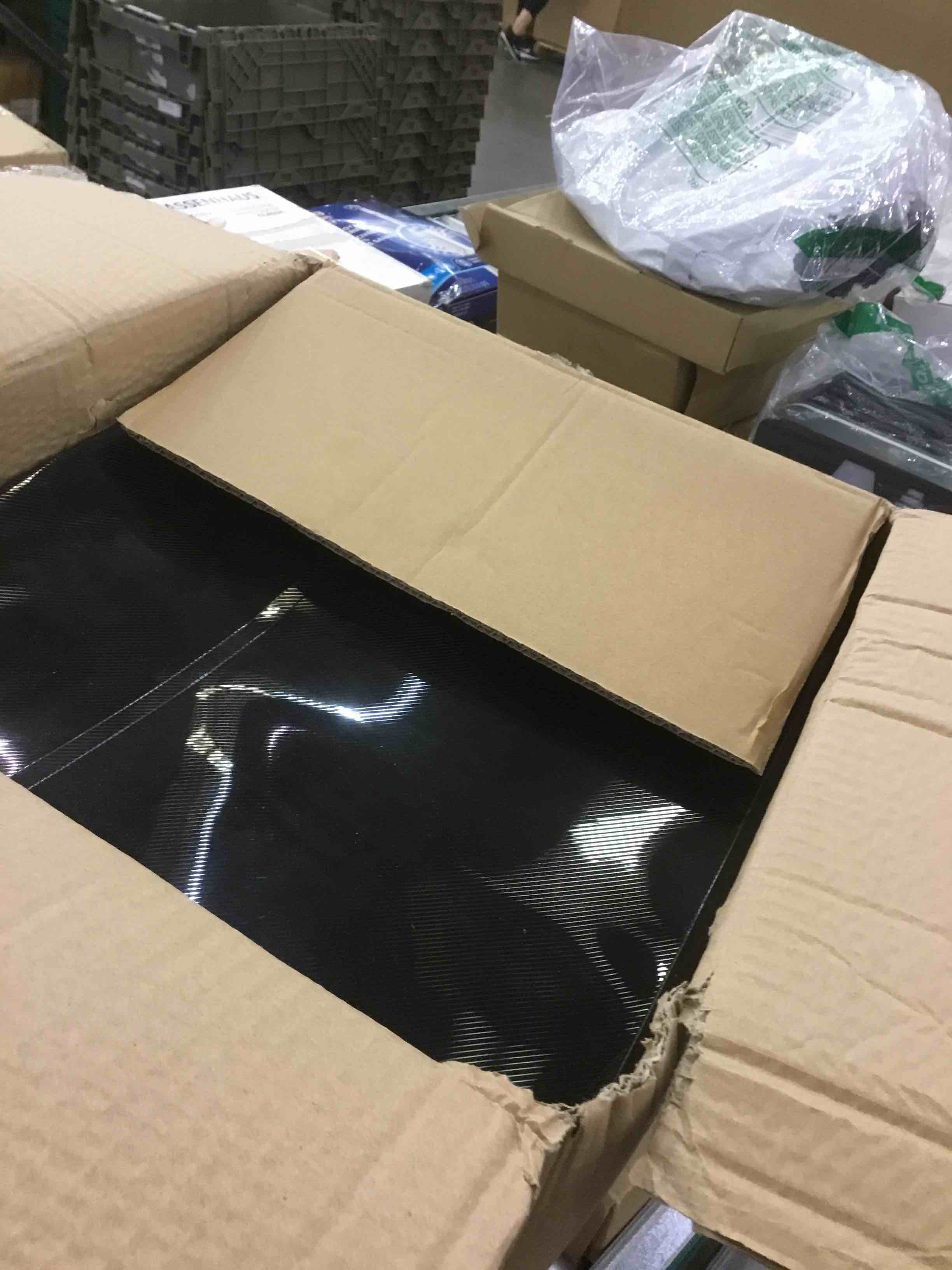 https://s3.amazonaws.com/lotting-images-prod/bidfta/EXS00557627_1693932307756.jpeg