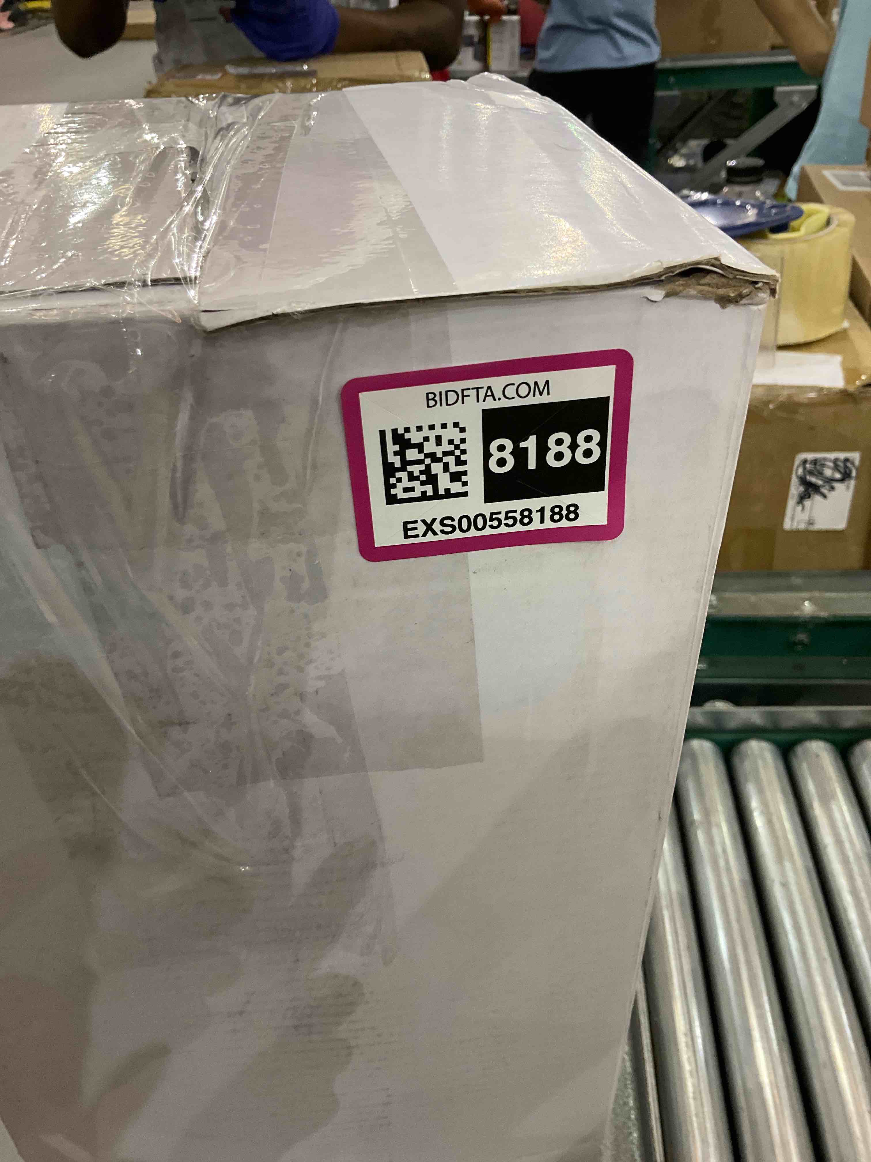 https://s3.amazonaws.com/lotting-images-prod/bidfta/EXS00558188_1694030159866.jpeg