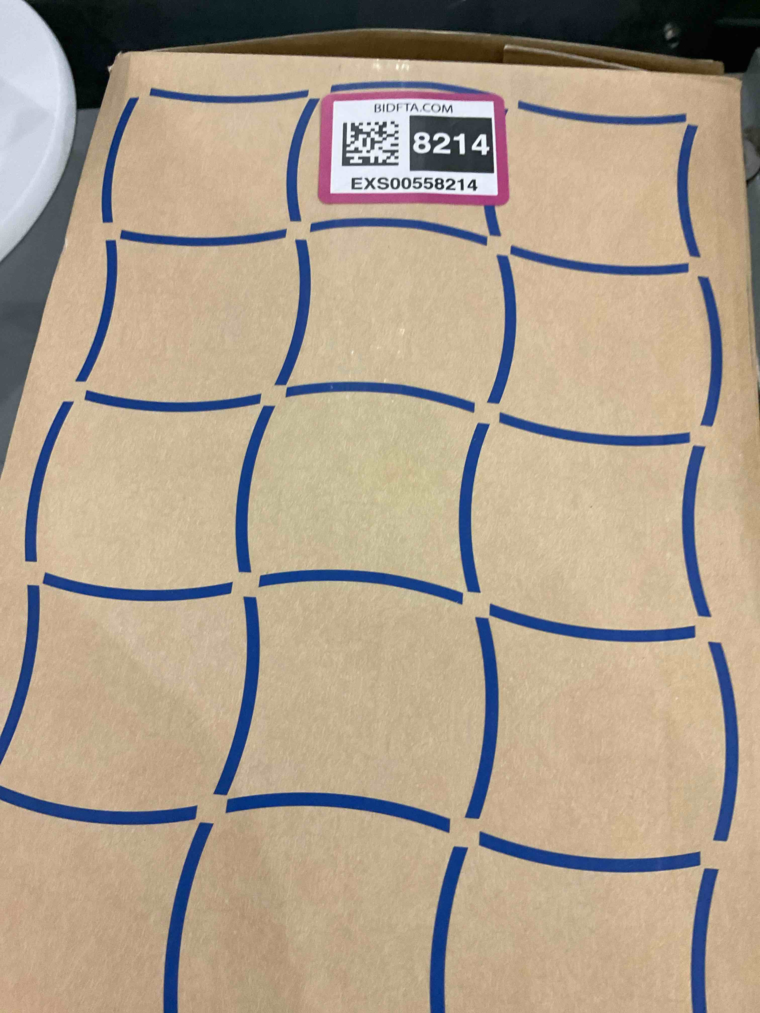 https://s3.amazonaws.com/lotting-images-prod/bidfta/EXS00558214_1694086575029.jpeg