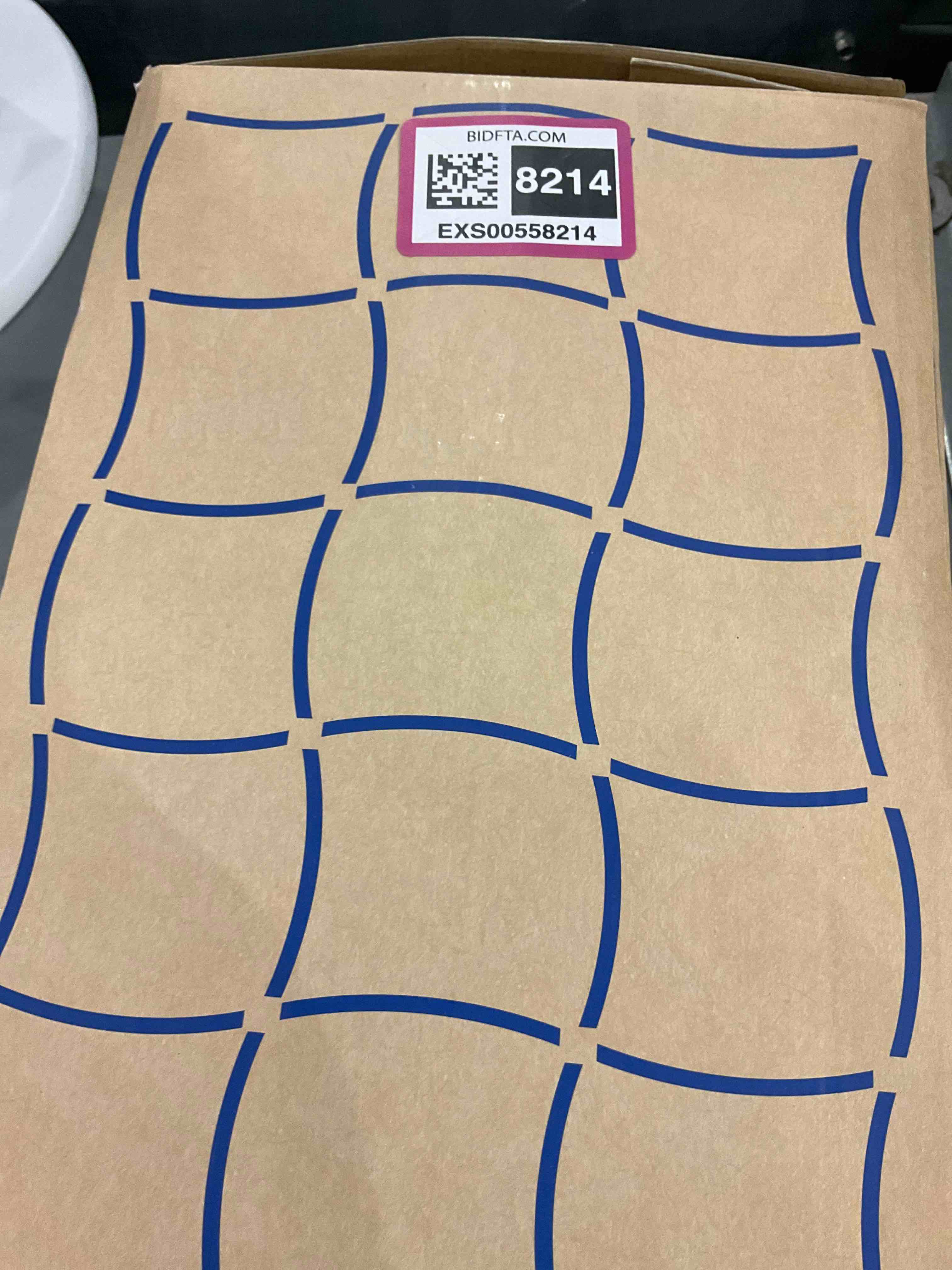 https://s3.amazonaws.com/lotting-images-prod/bidfta/EXS00558214_1694086576551.jpeg