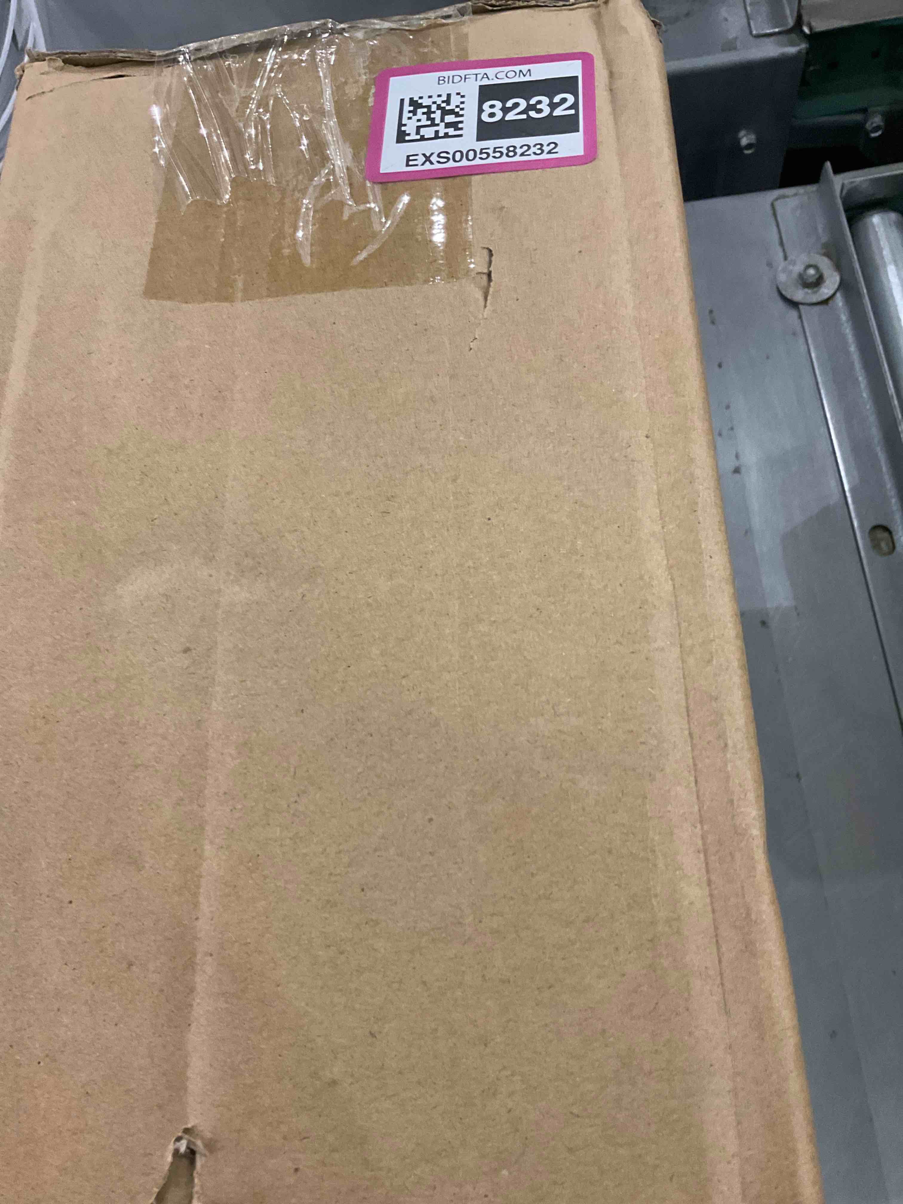 https://s3.amazonaws.com/lotting-images-prod/bidfta/EXS00558232_1694088050945.jpeg