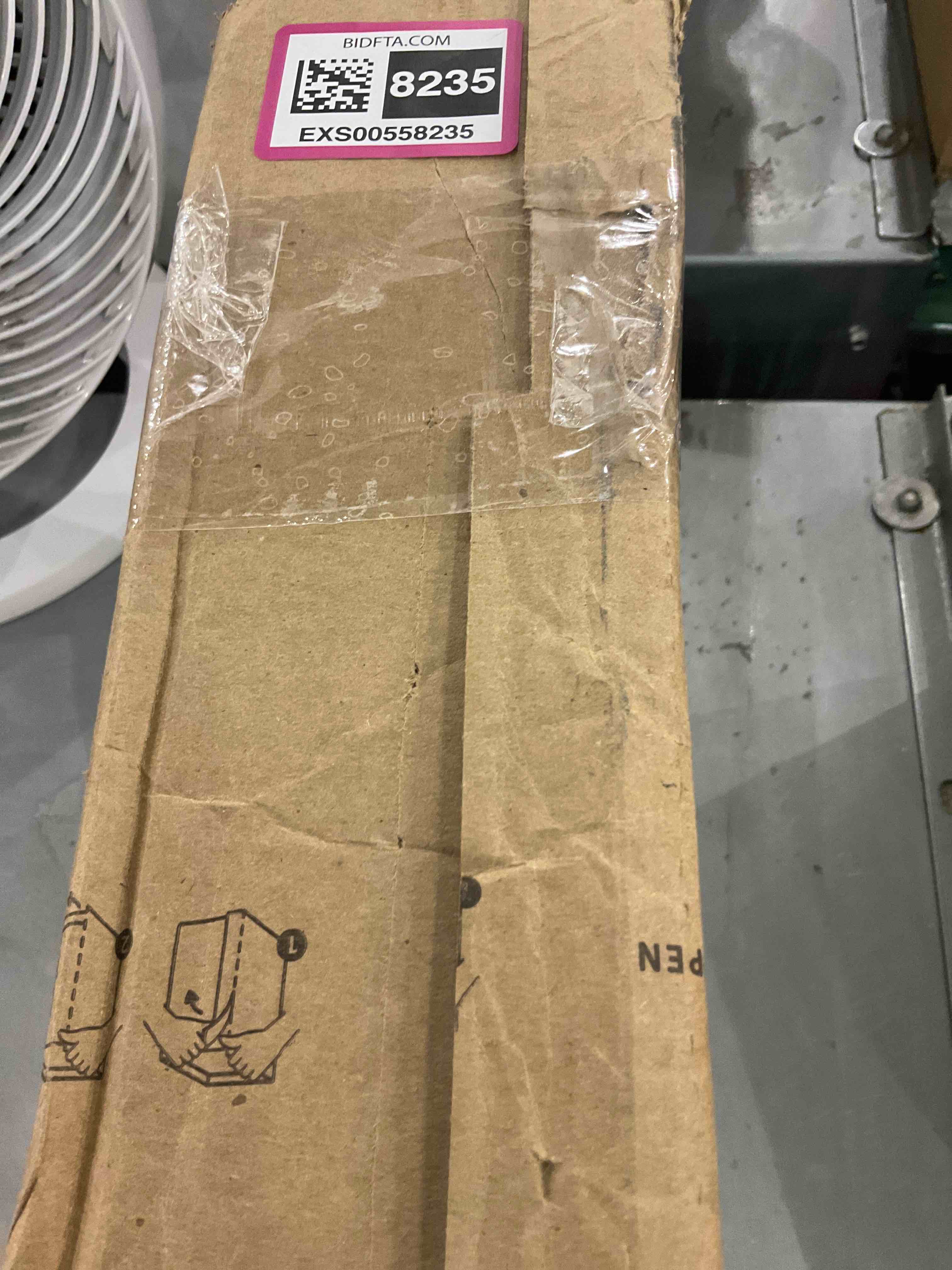https://s3.amazonaws.com/lotting-images-prod/bidfta/EXS00558235_1694088246135.jpeg