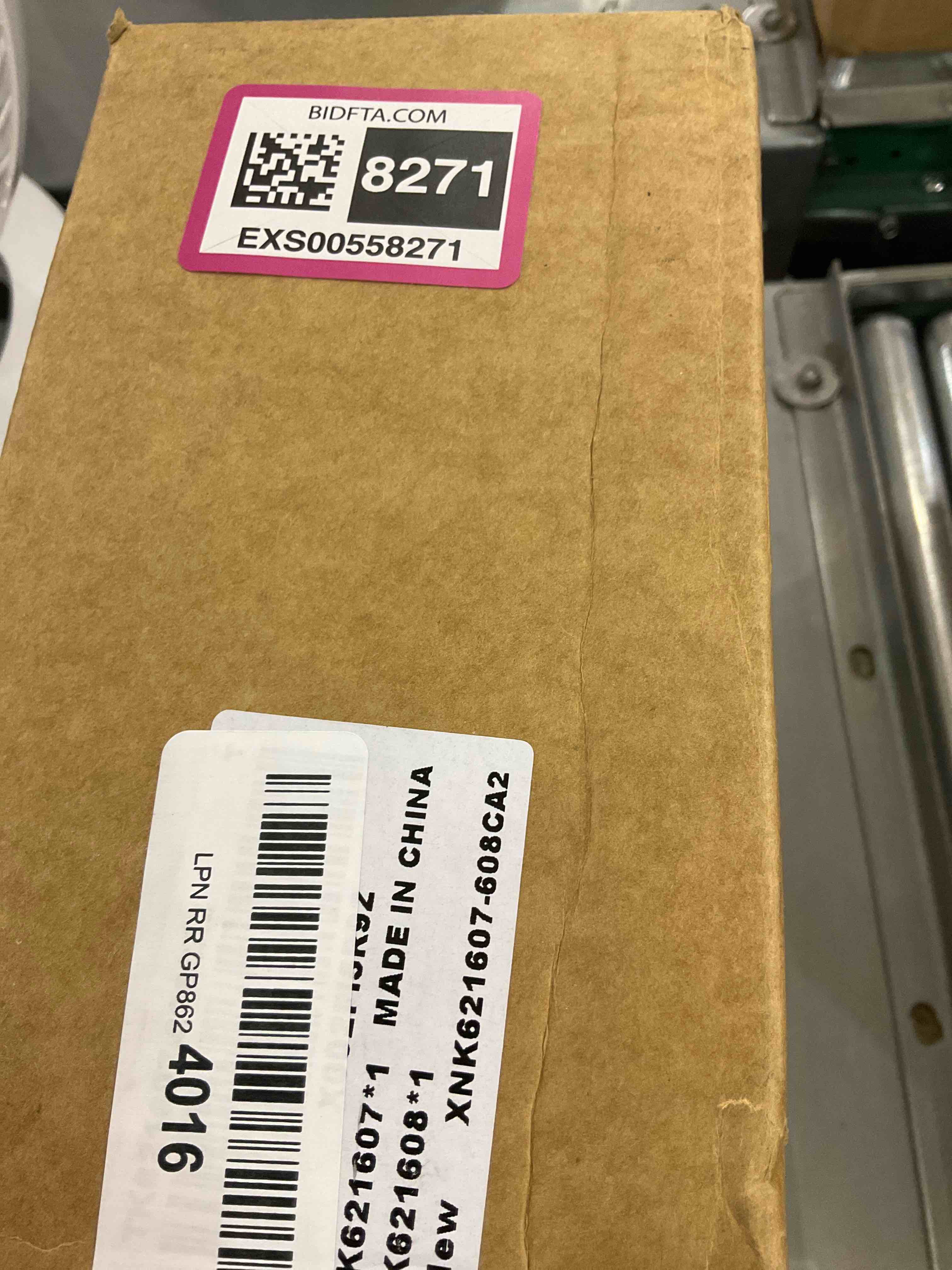 https://s3.amazonaws.com/lotting-images-prod/bidfta/EXS00558271_1694091224496.jpeg