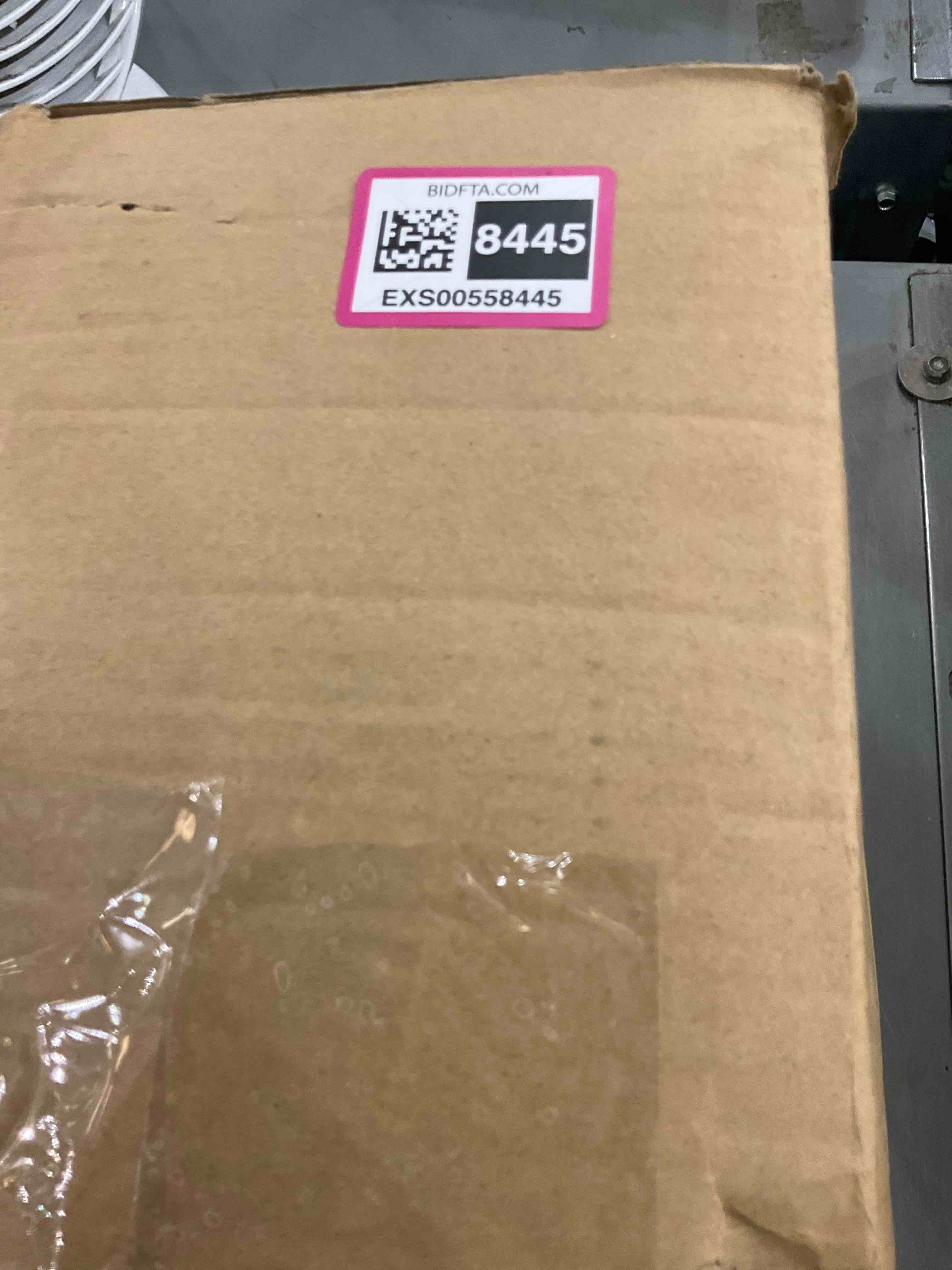https://s3.amazonaws.com/lotting-images-prod/bidfta/EXS00558445_1694113500480.jpeg