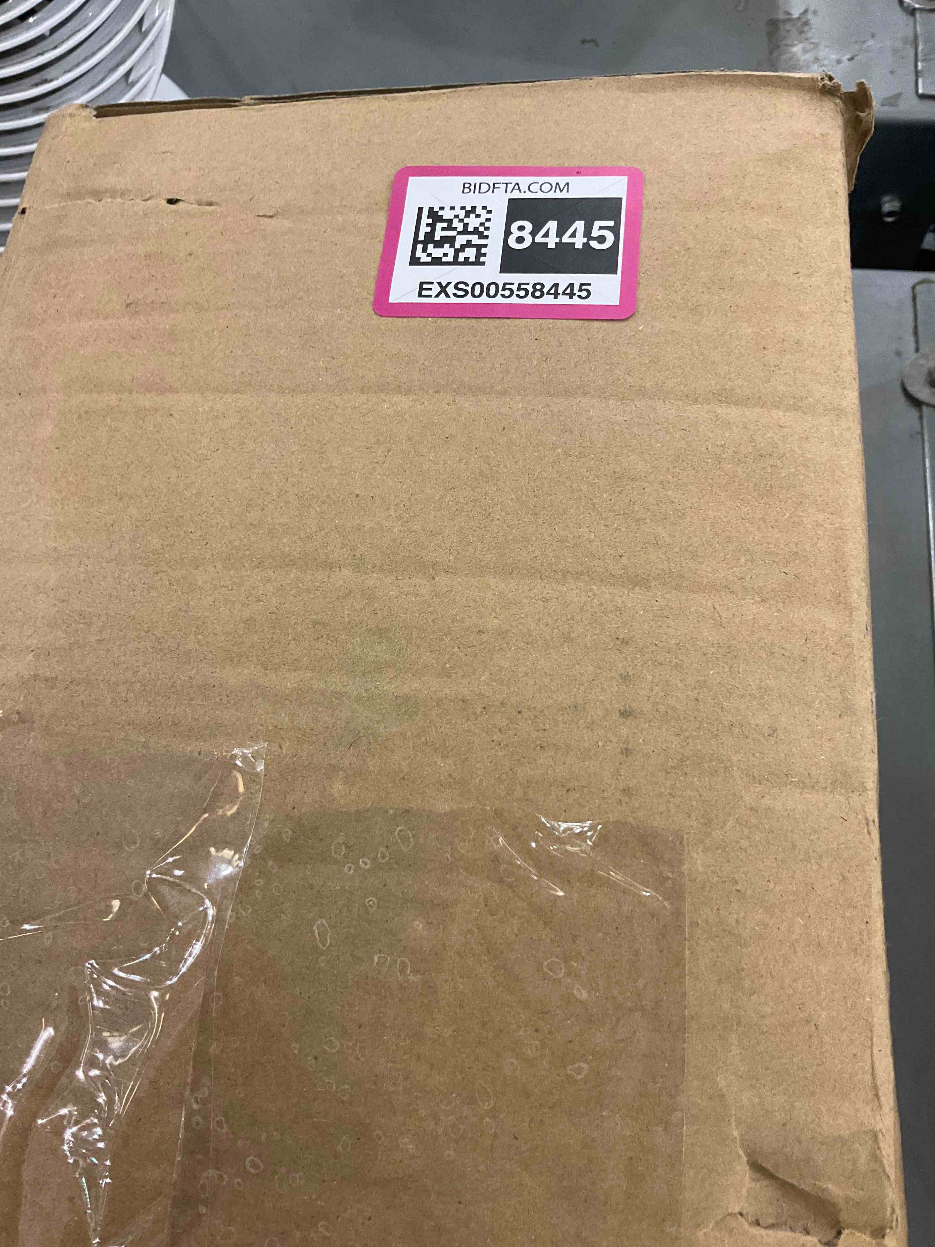 https://s3.amazonaws.com/lotting-images-prod/bidfta/EXS00558445_1694113501723.jpeg