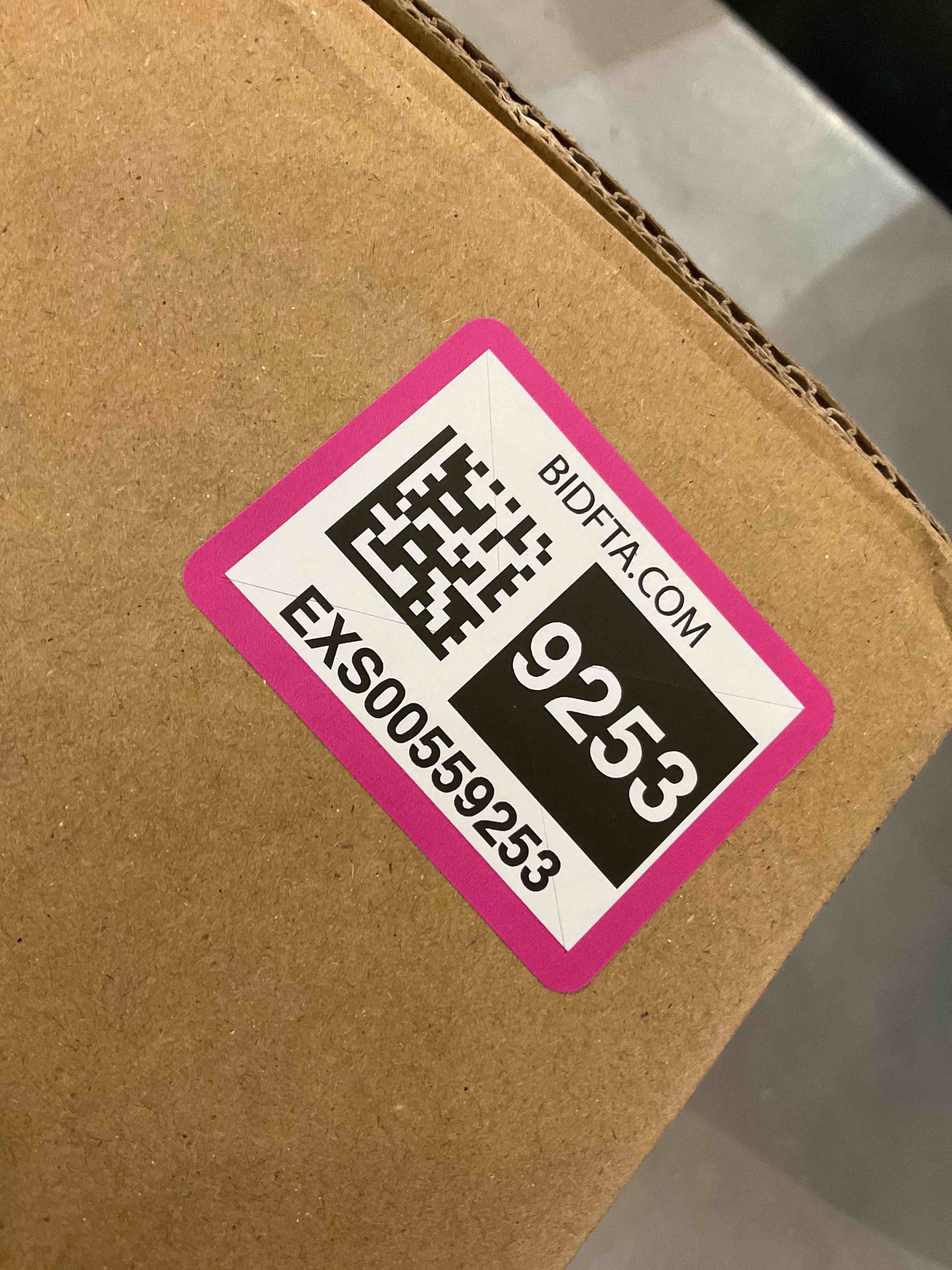 https://s3.amazonaws.com/lotting-images-prod/bidfta/EXS00559253_1694113518177.jpeg