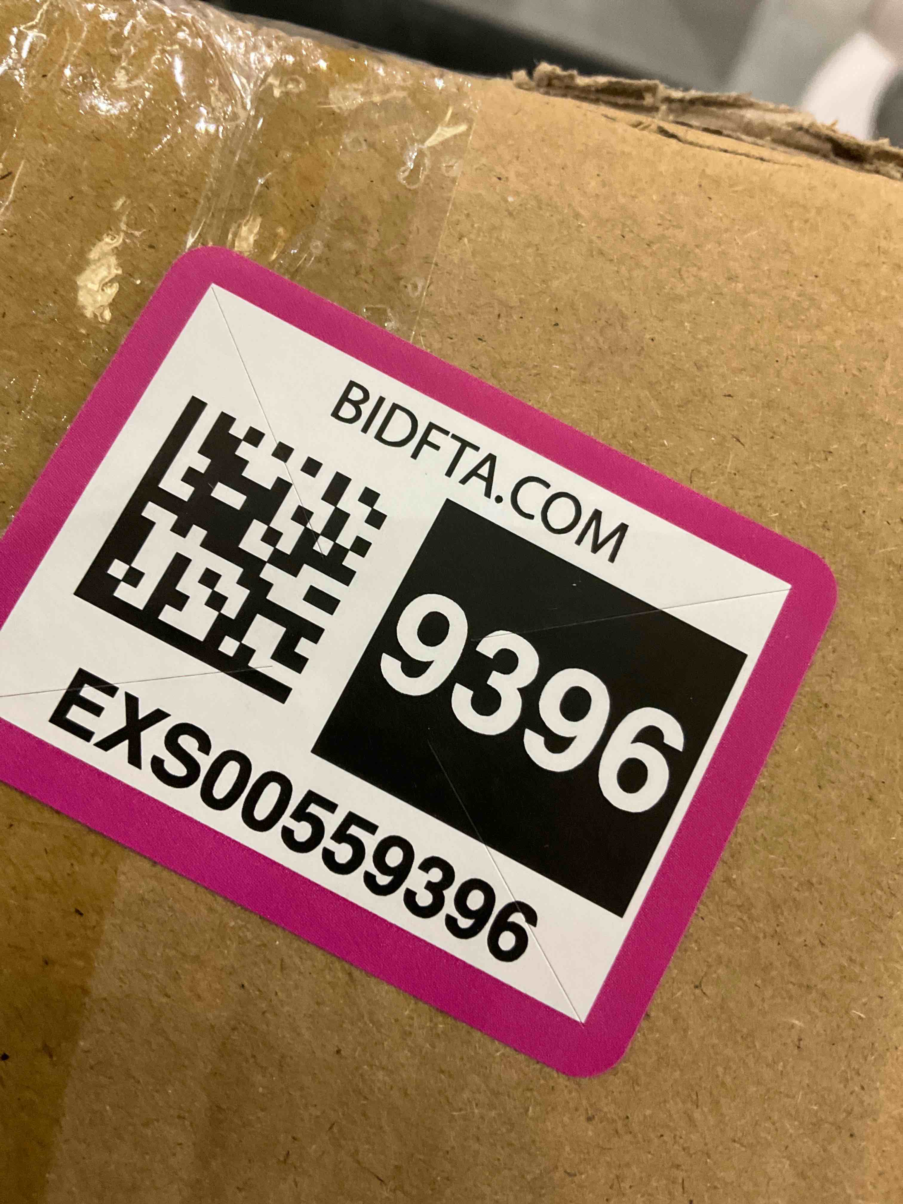 https://s3.amazonaws.com/lotting-images-prod/bidfta/EXS00559396_1694184454865.jpeg