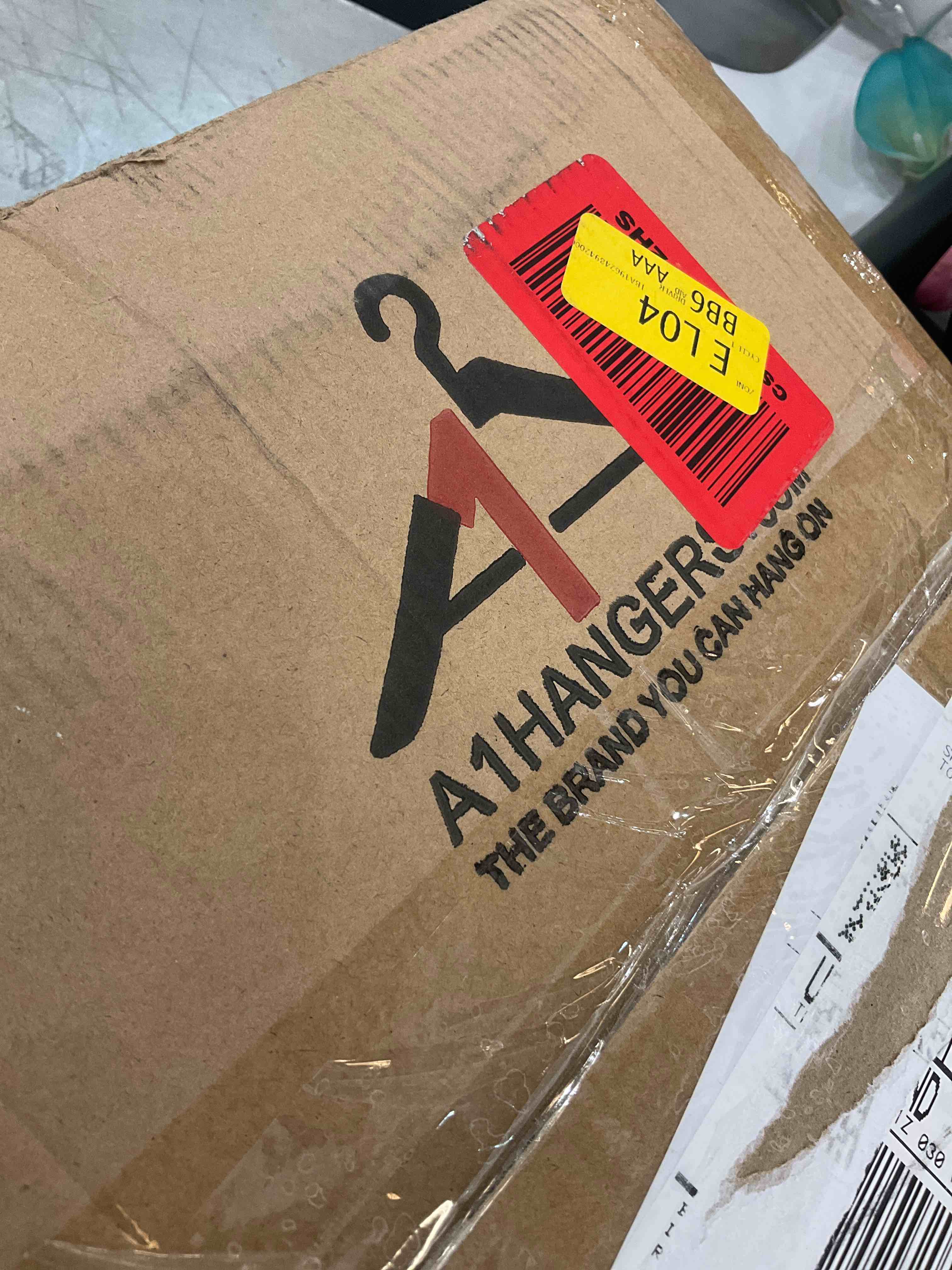 https://s3.amazonaws.com/lotting-images-prod/bidfta/EXS00559444_1694192490360.jpeg