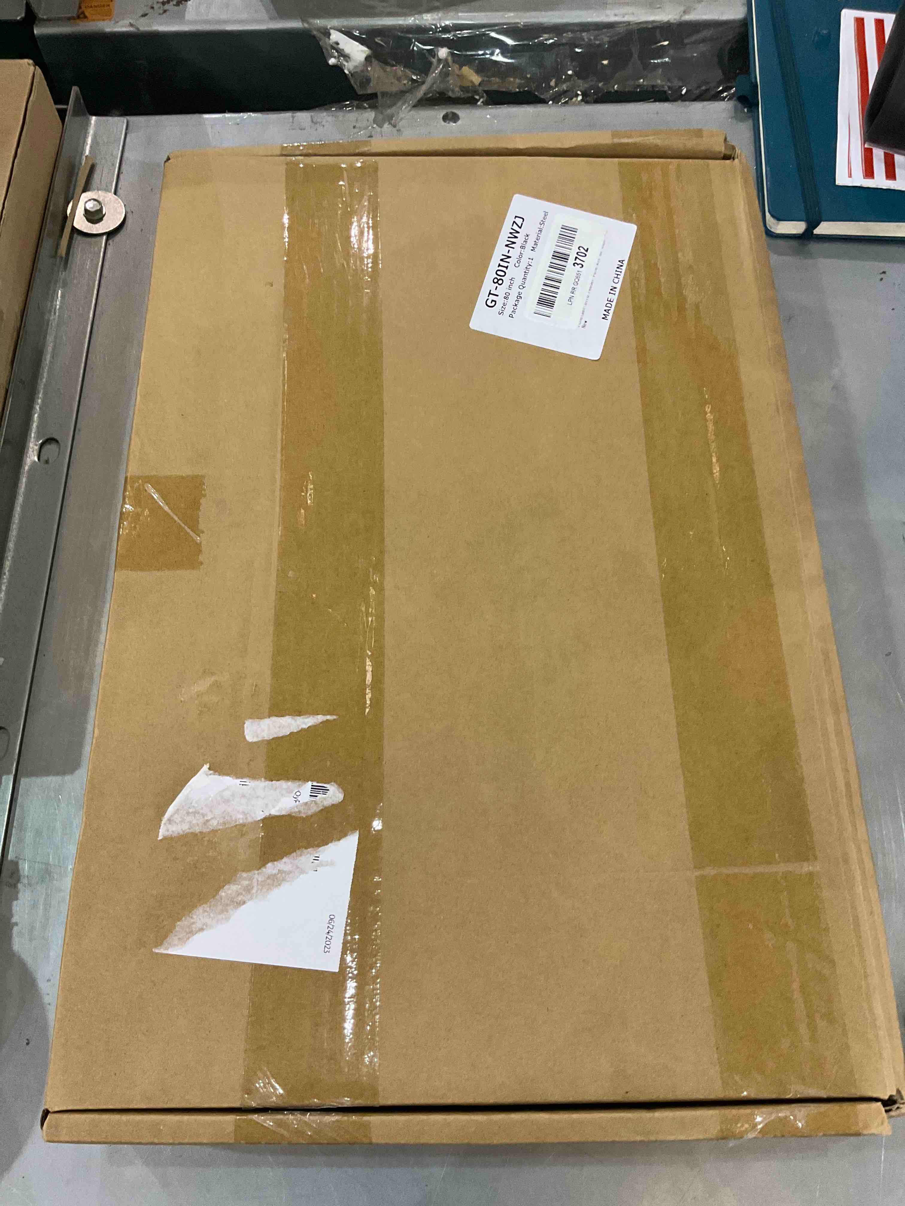 https://s3.amazonaws.com/lotting-images-prod/bidfta/EXS00559840_1694021221896.jpeg