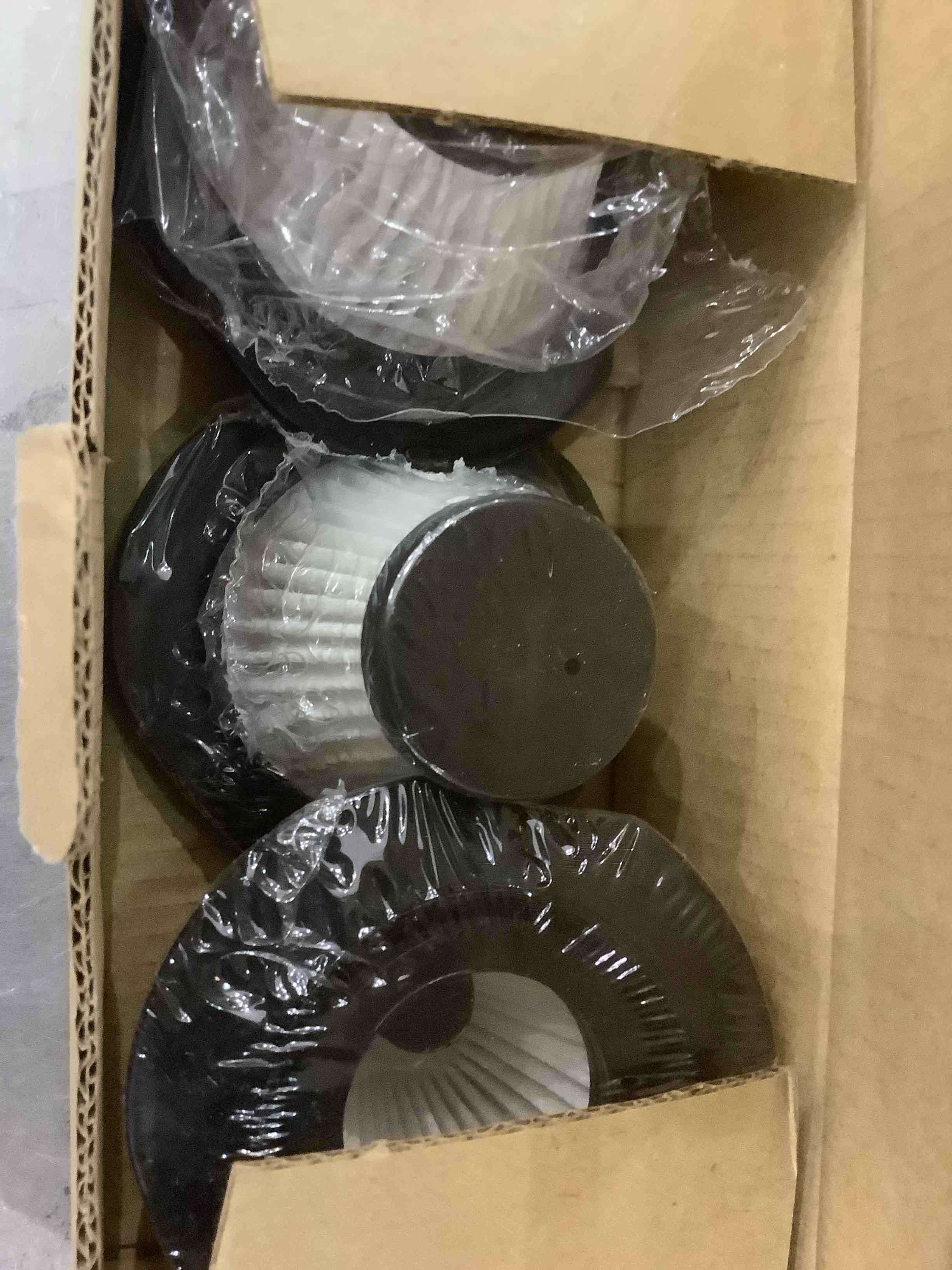 https://s3.amazonaws.com/lotting-images-prod/bidfta/EXS00560620_1699368348604.jpeg