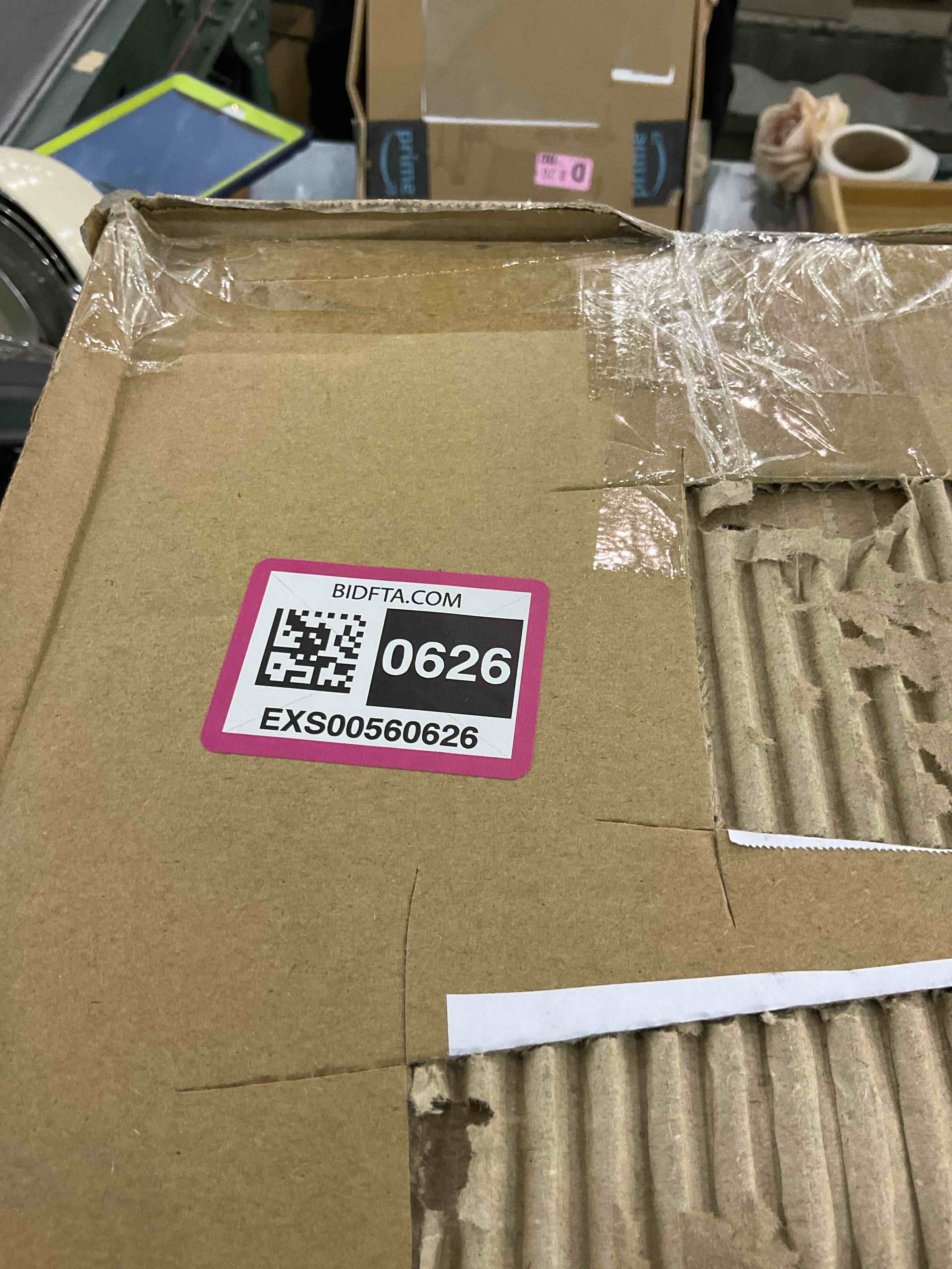 https://s3.amazonaws.com/lotting-images-prod/bidfta/EXS00560626_1699446348084.jpeg