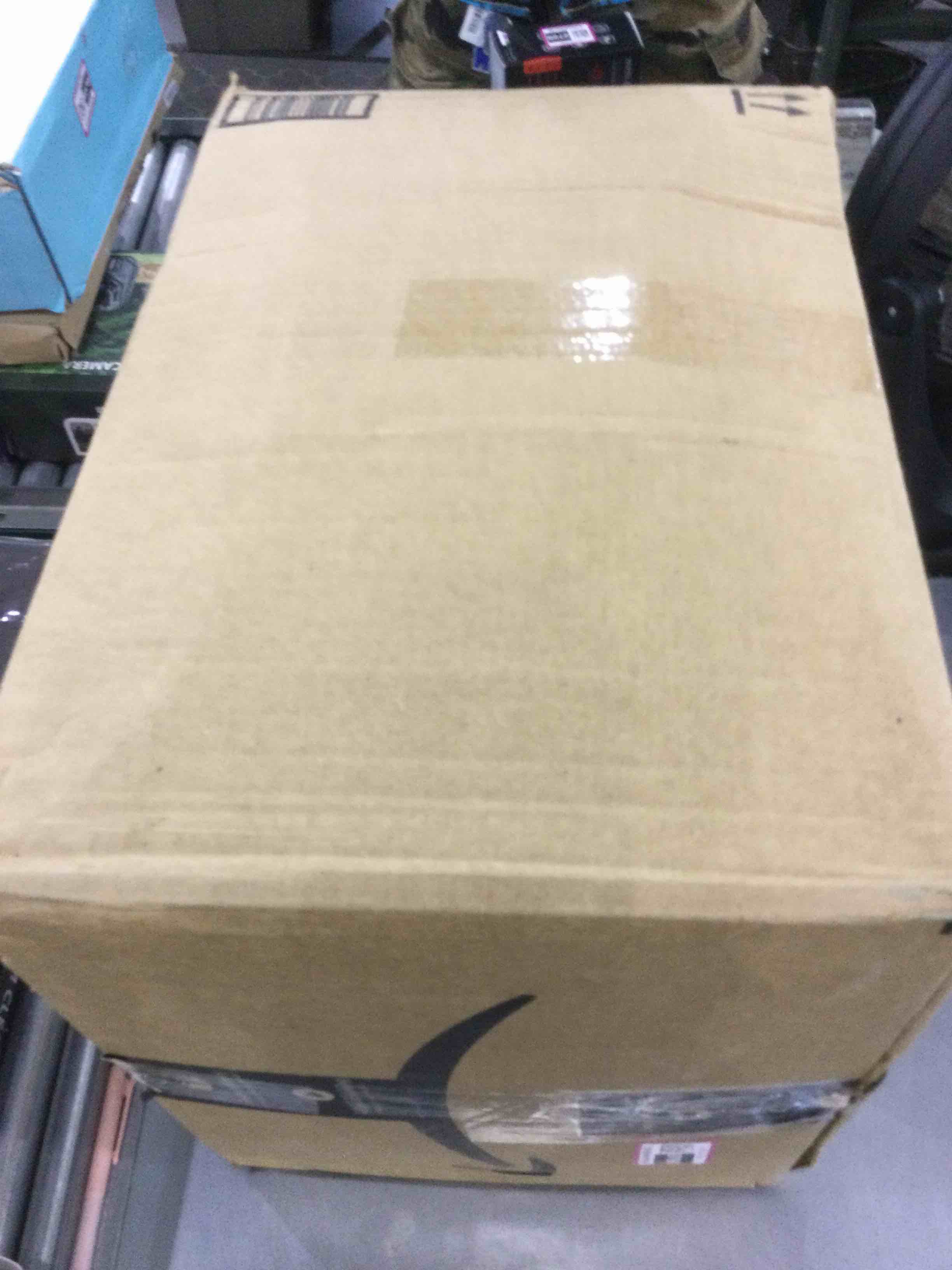 https://s3.amazonaws.com/lotting-images-prod/bidfta/EXS00560786_1699533156270.jpeg