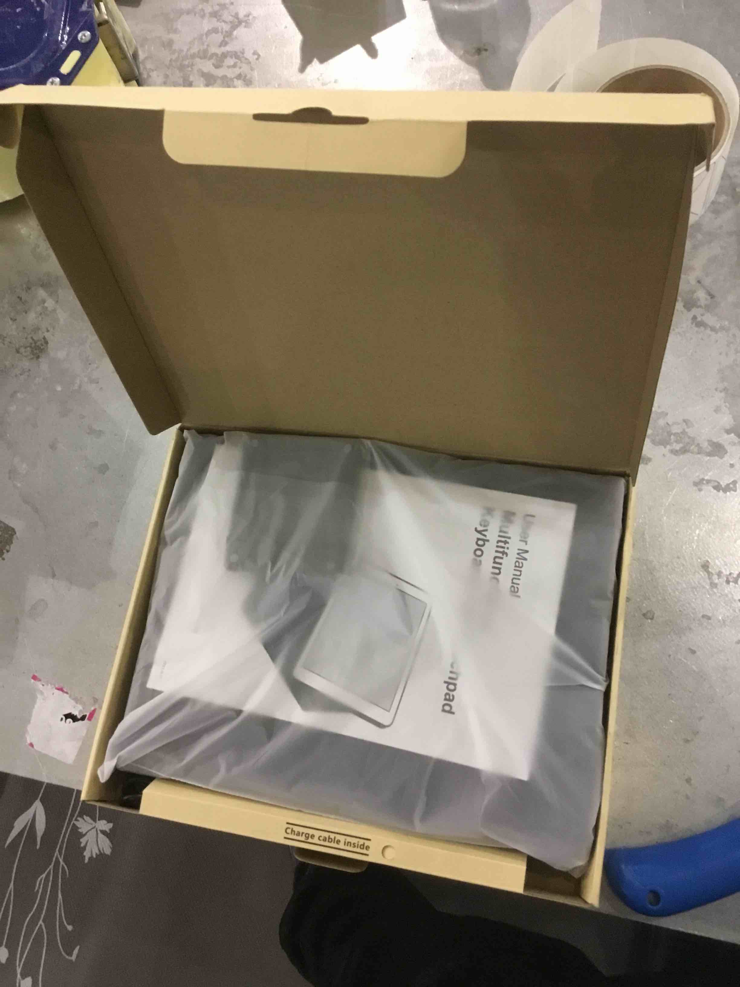 https://s3.amazonaws.com/lotting-images-prod/bidfta/EXS00561127_1699547691624.jpeg