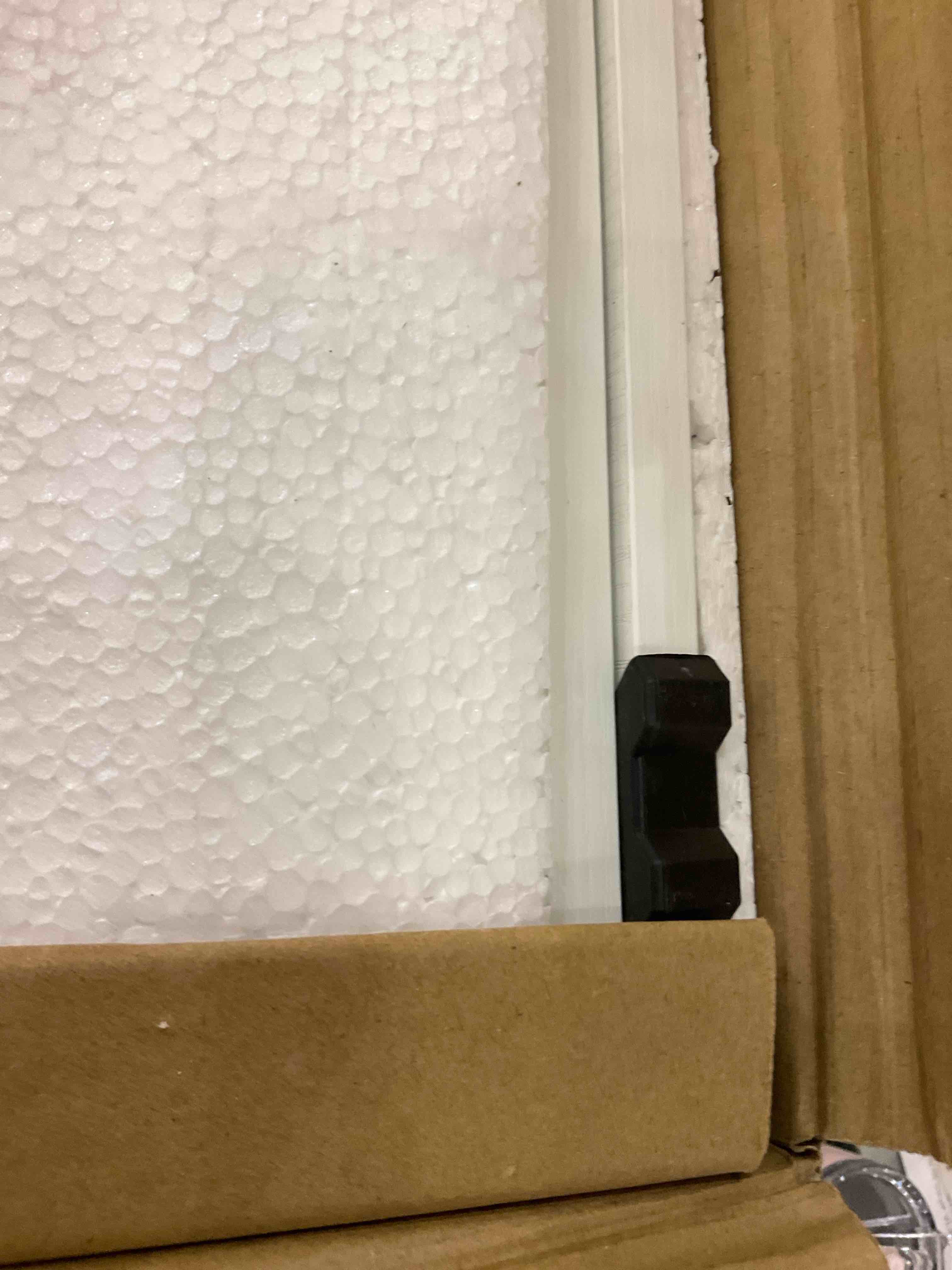 https://s3.amazonaws.com/lotting-images-prod/bidfta/EXS00561218_1699630556383.jpeg