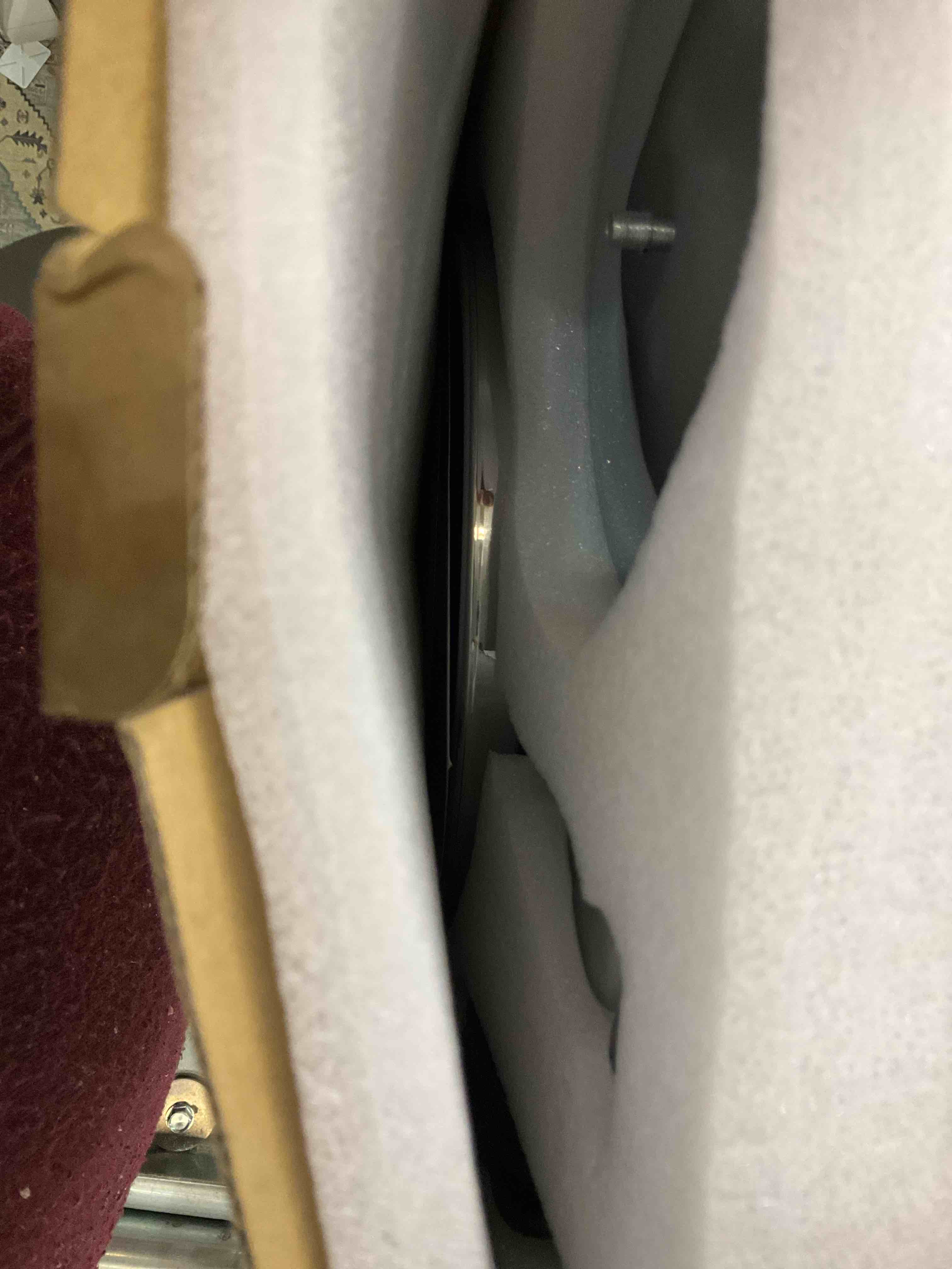 https://s3.amazonaws.com/lotting-images-prod/bidfta/EXS00561505_1699633181359.jpeg