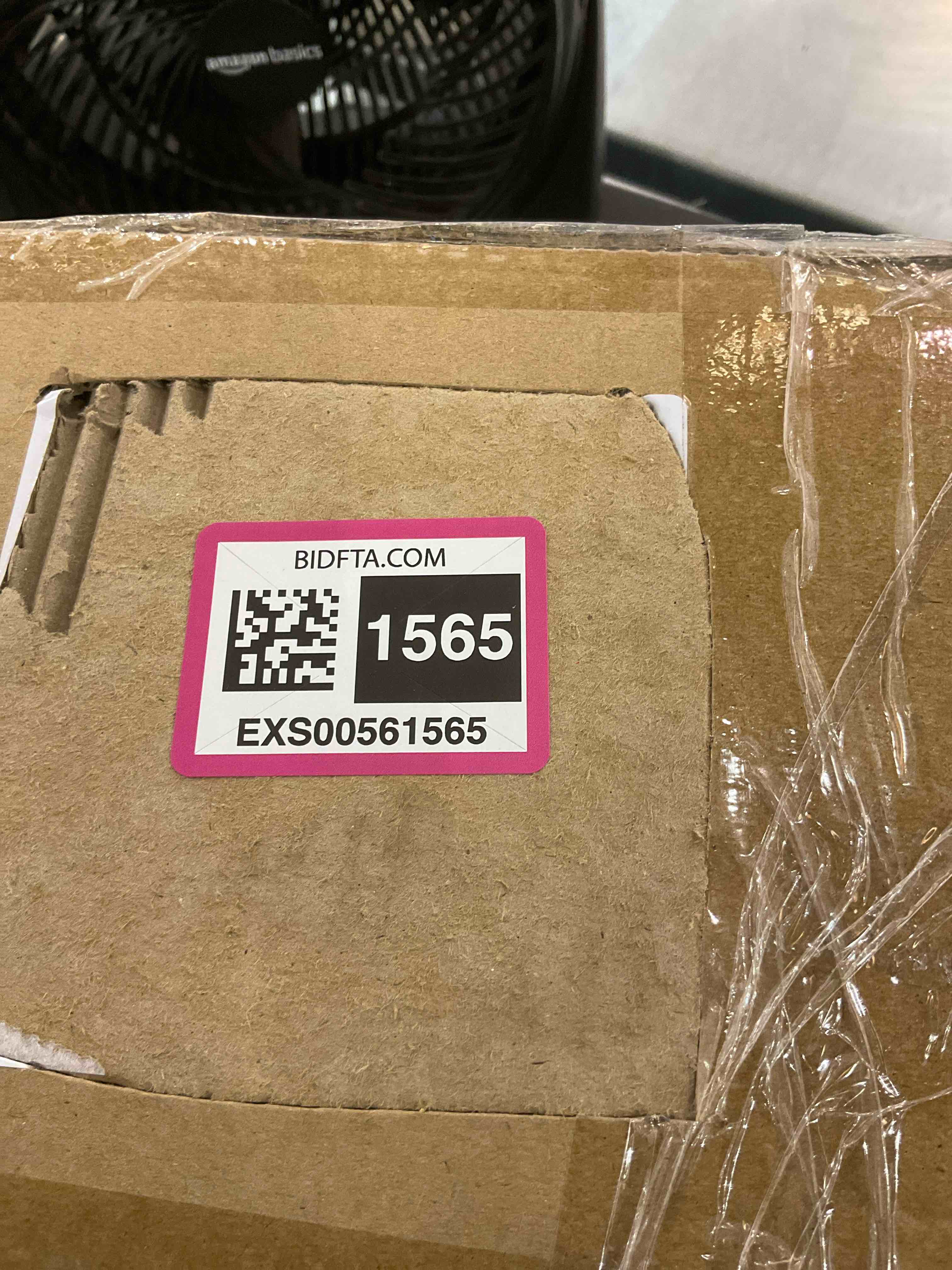https://s3.amazonaws.com/lotting-images-prod/bidfta/EXS00561565_1699905269242.jpeg