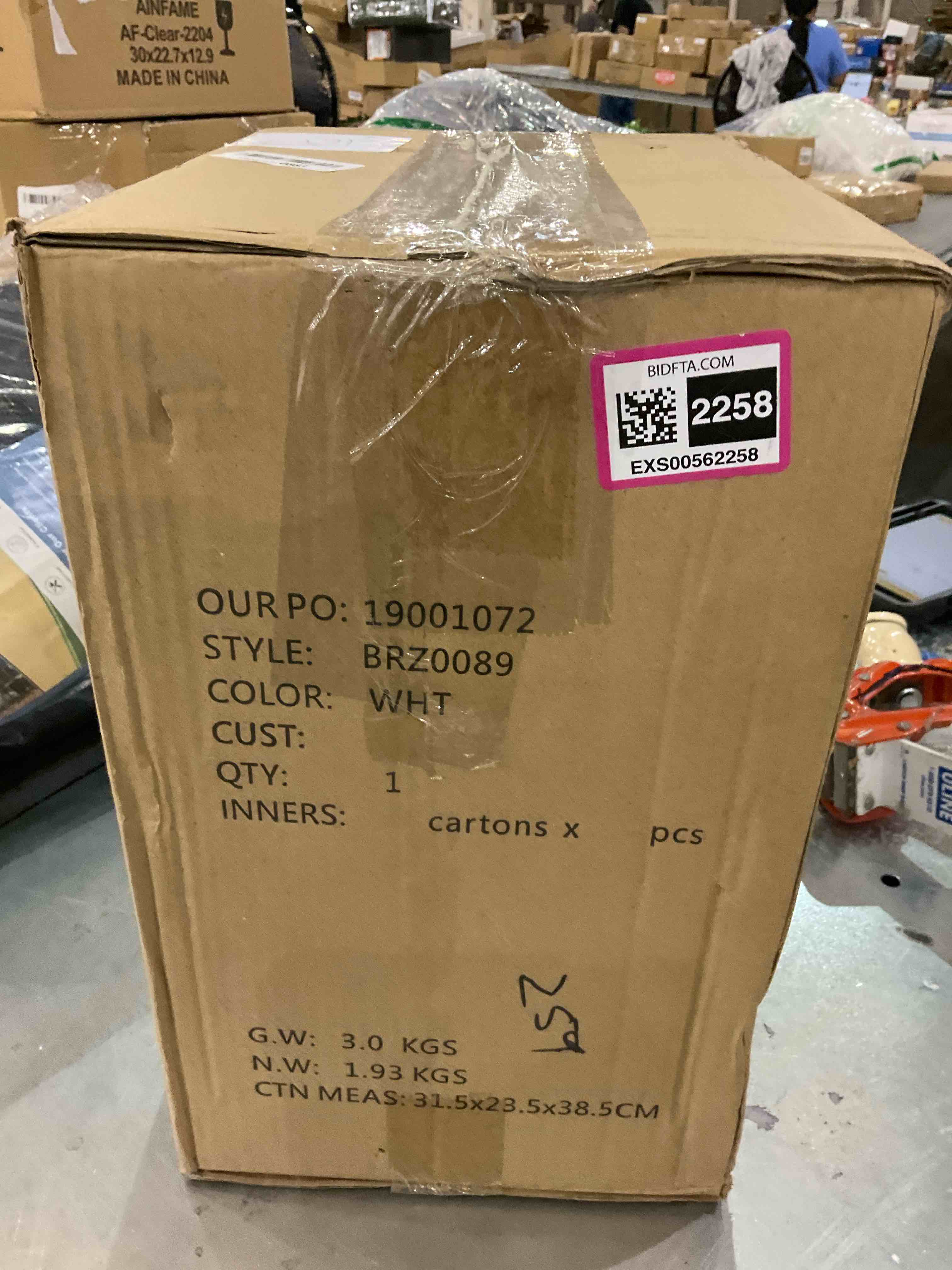https://s3.amazonaws.com/lotting-images-prod/bidfta/EXS00562258_1699376001057.jpeg
