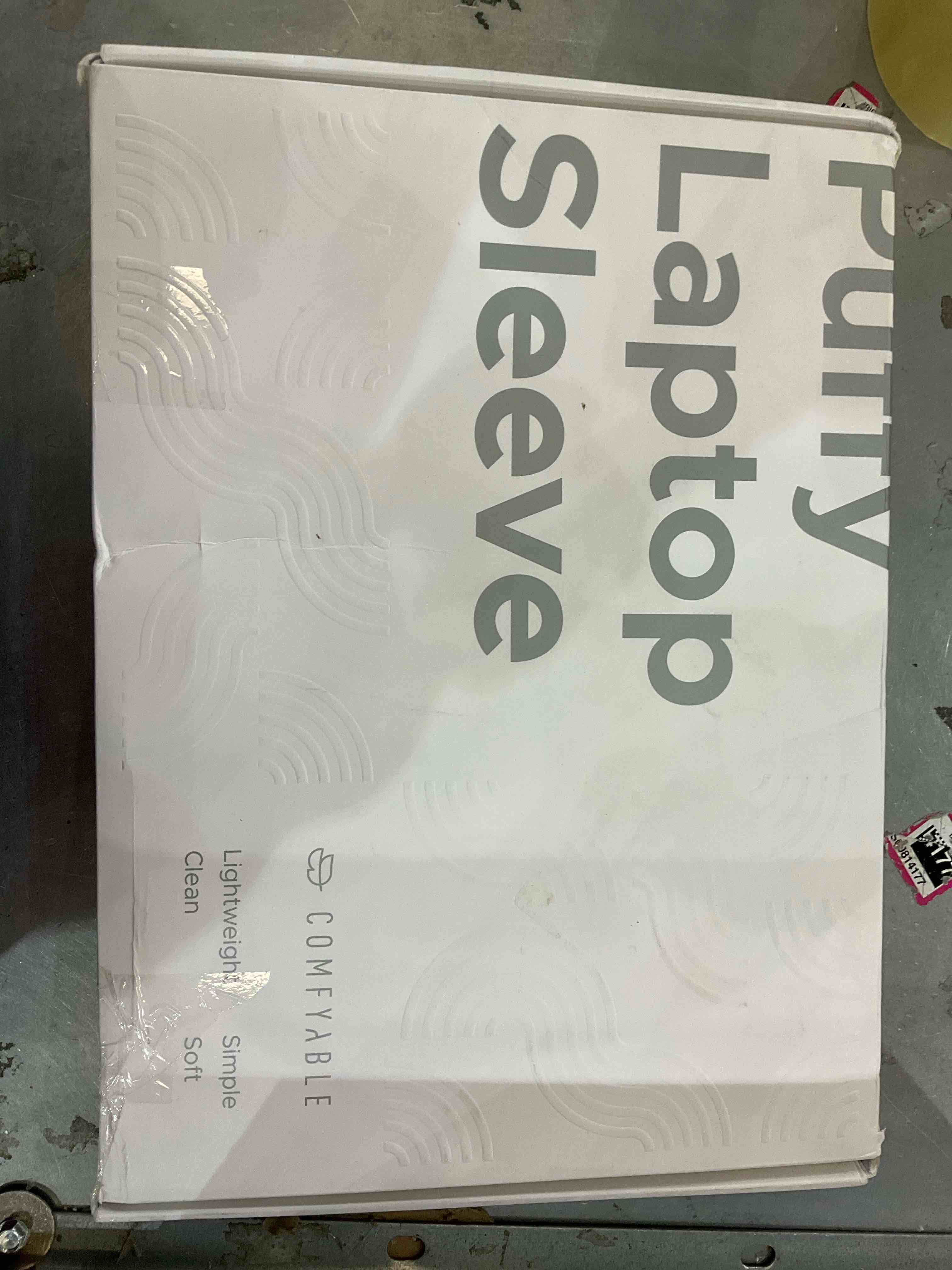 https://s3.amazonaws.com/lotting-images-prod/bidfta/EXS00562475_1699633623712.jpeg