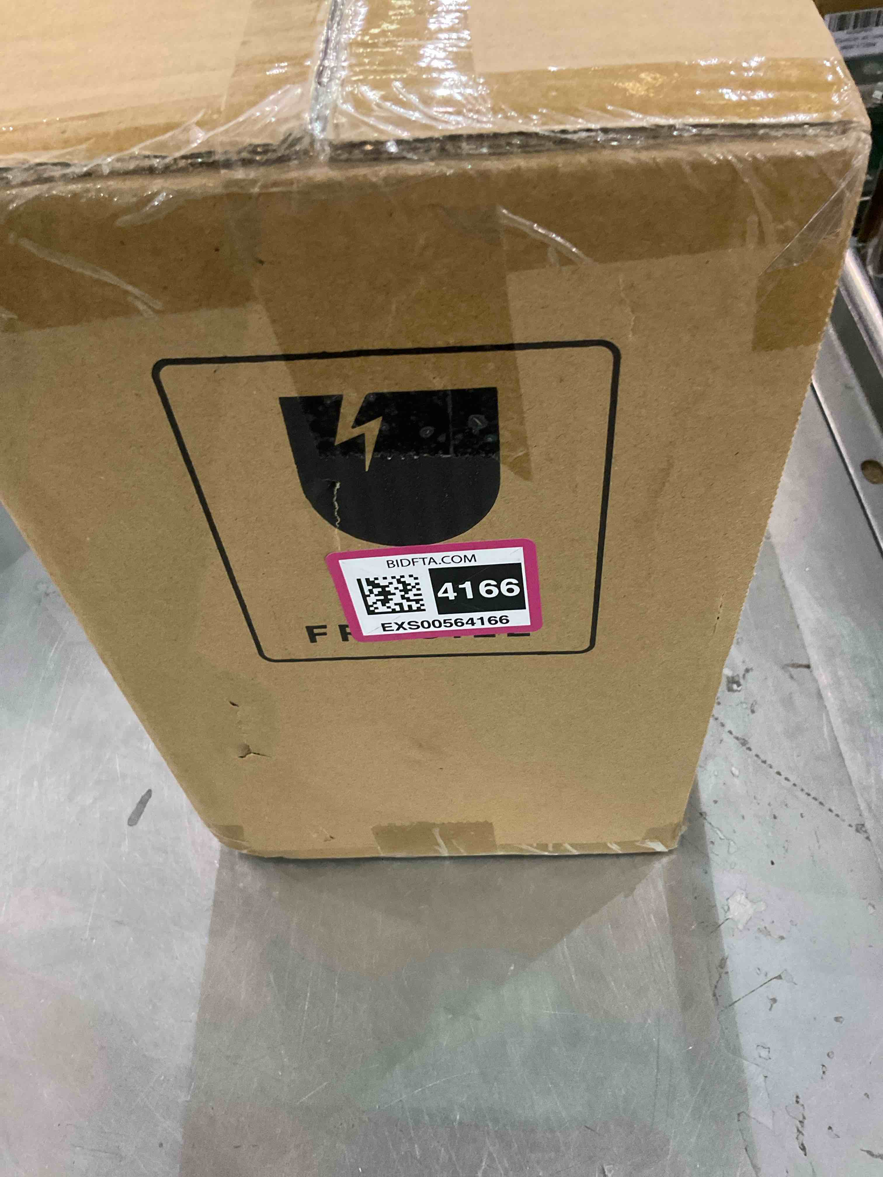 https://s3.amazonaws.com/lotting-images-prod/bidfta/EXS00564166_1699455224335.jpeg