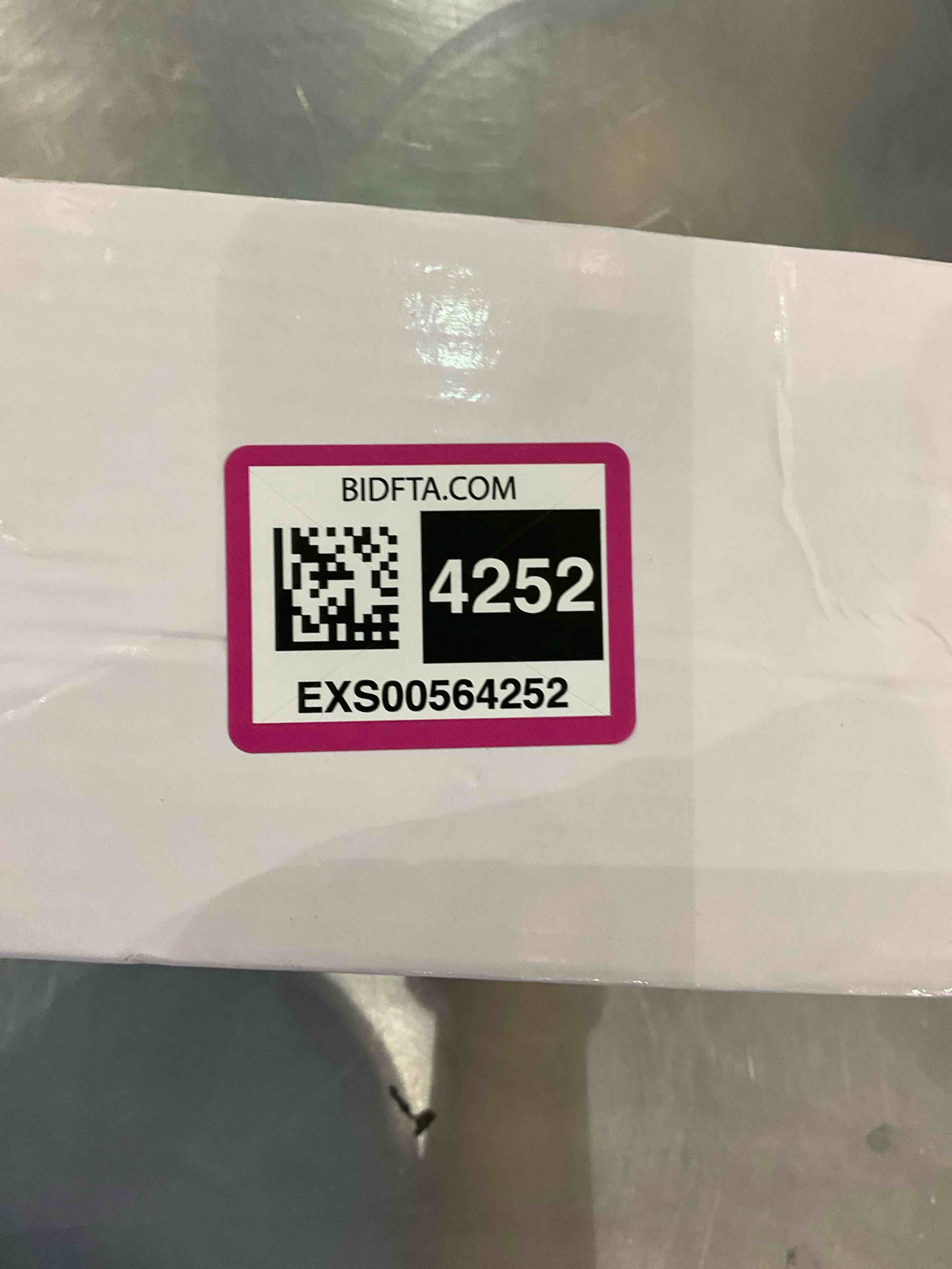 https://s3.amazonaws.com/lotting-images-prod/bidfta/EXS00564252_1699451411113.jpeg