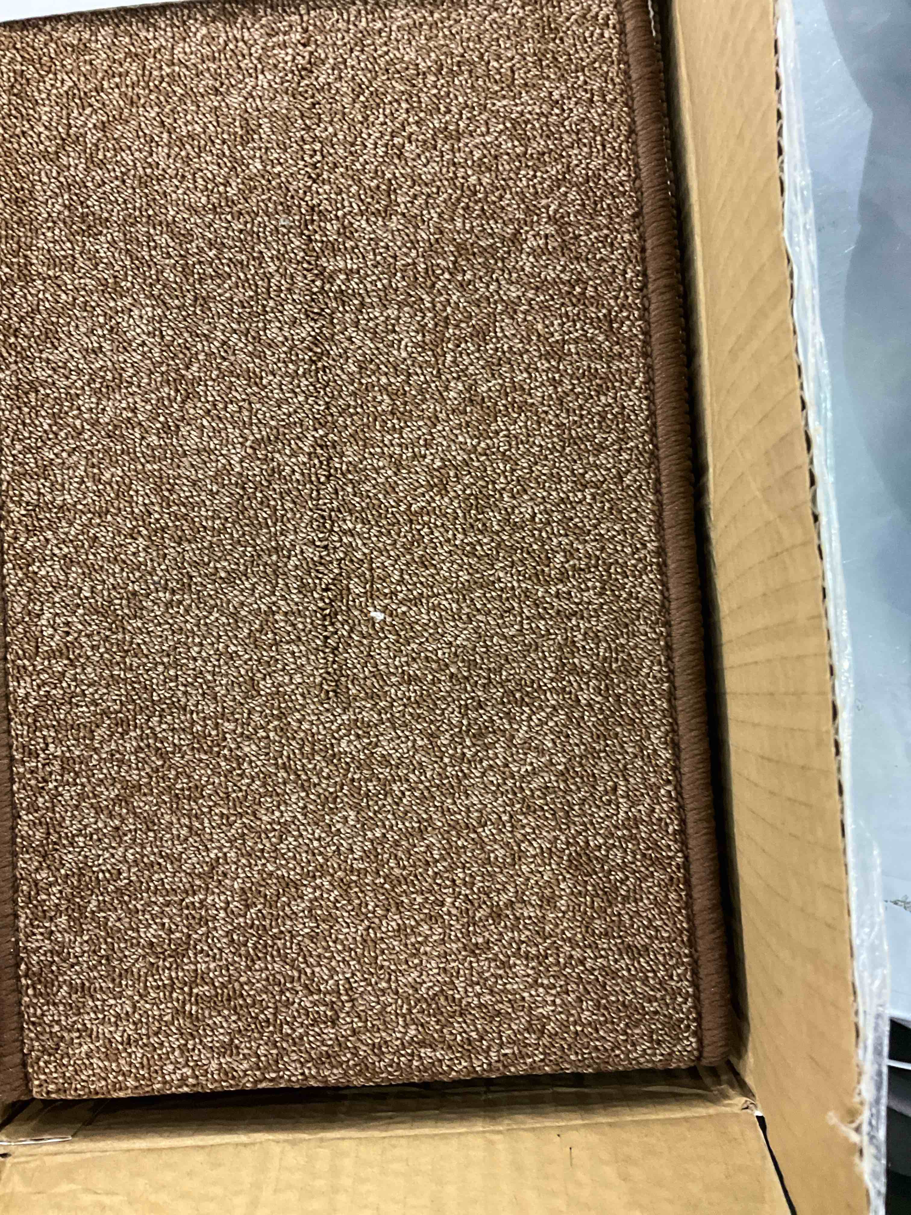 https://s3.amazonaws.com/lotting-images-prod/bidfta/EXS00564263_1699446378462.jpeg