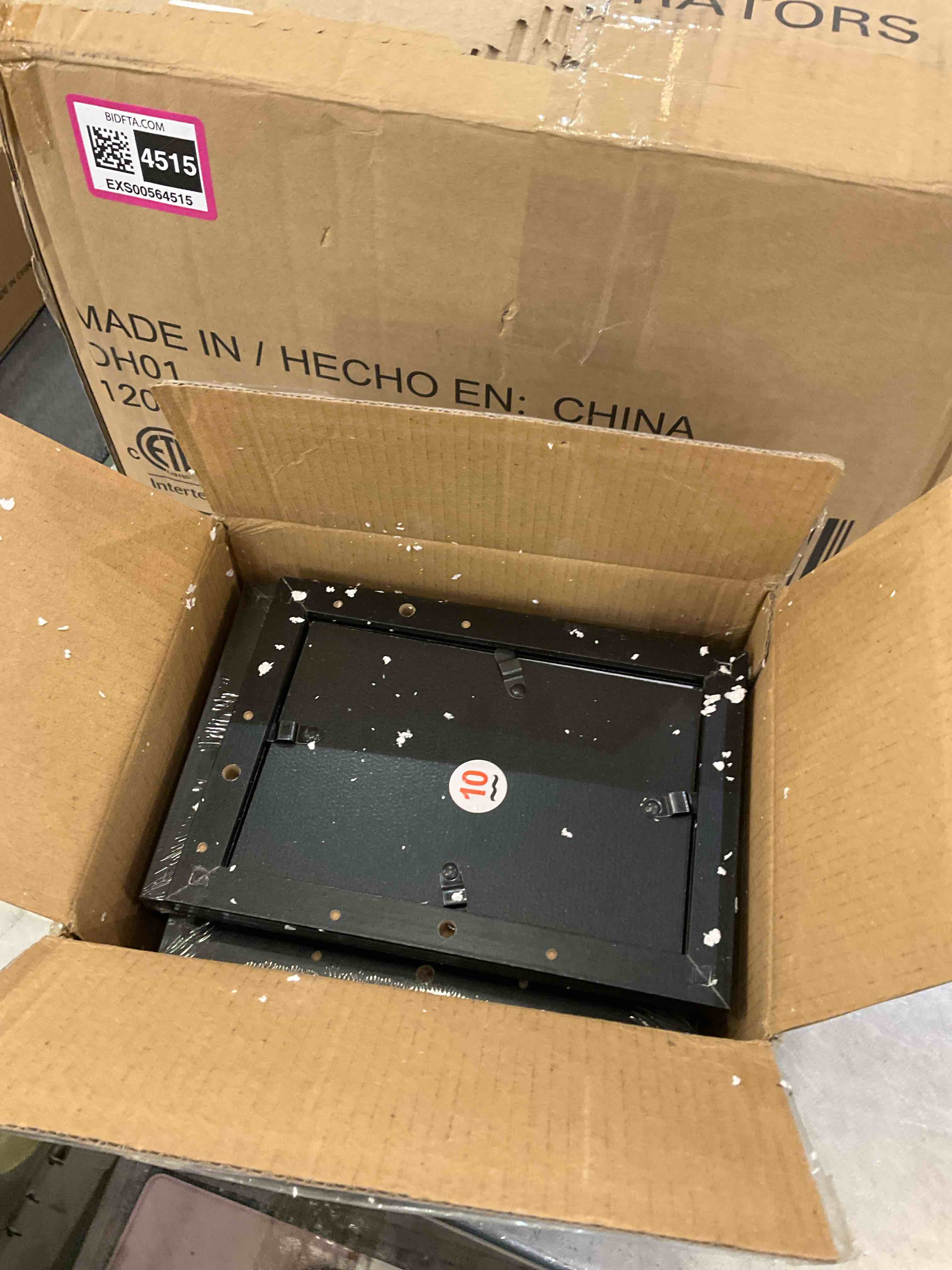 https://s3.amazonaws.com/lotting-images-prod/bidfta/EXS00564354_1699374870226.jpeg