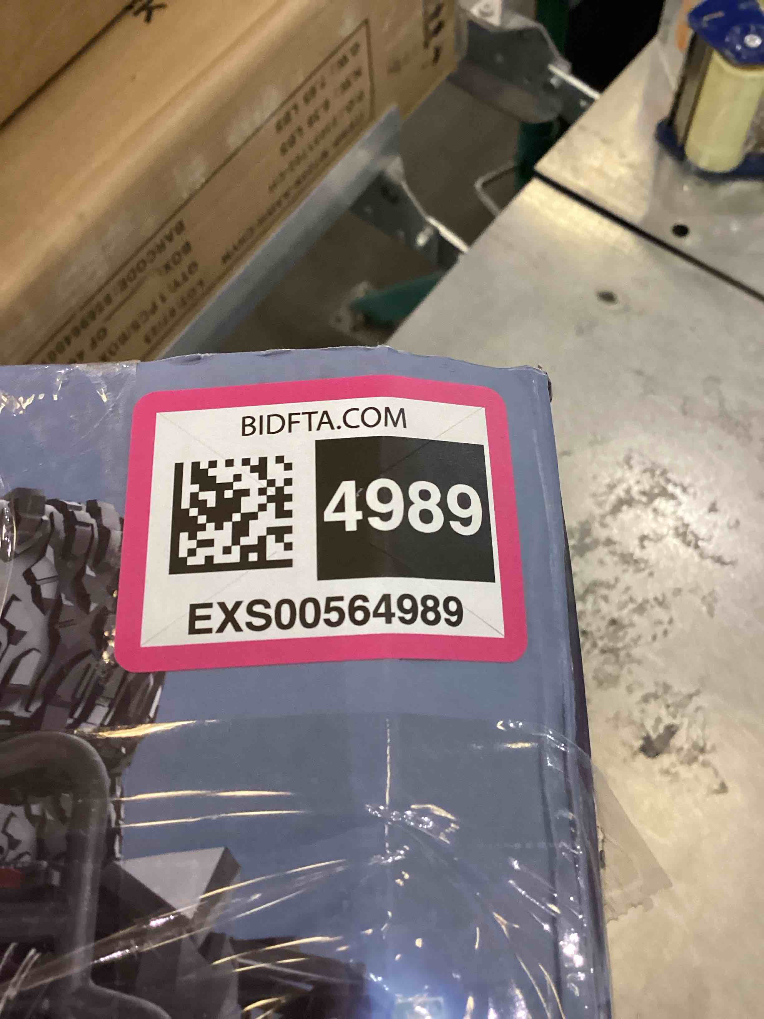 https://s3.amazonaws.com/lotting-images-prod/bidfta/EXS00564989_1699983960770.jpeg