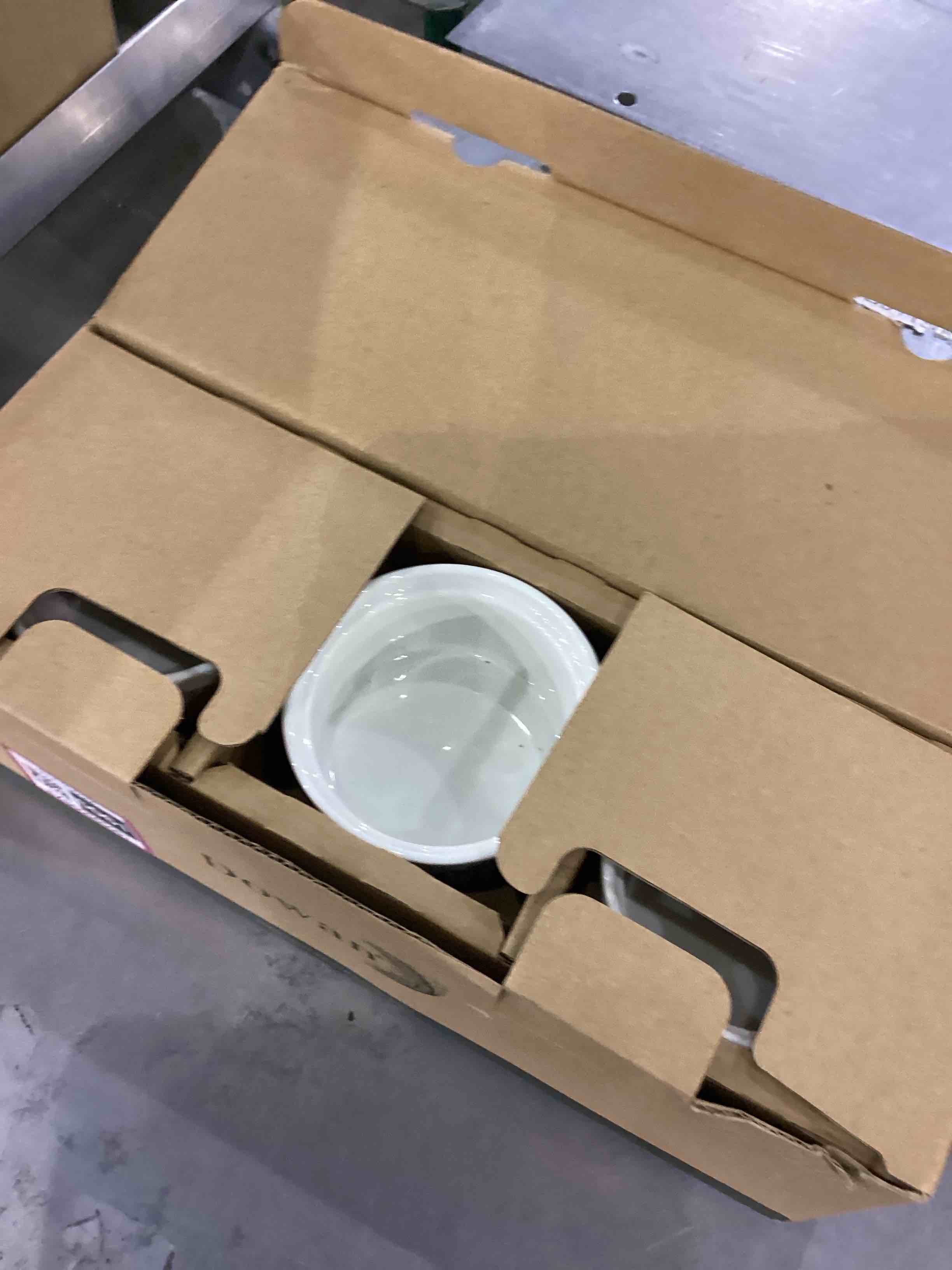 https://s3.amazonaws.com/lotting-images-prod/bidfta/EXS00565061_1699619945176.jpeg