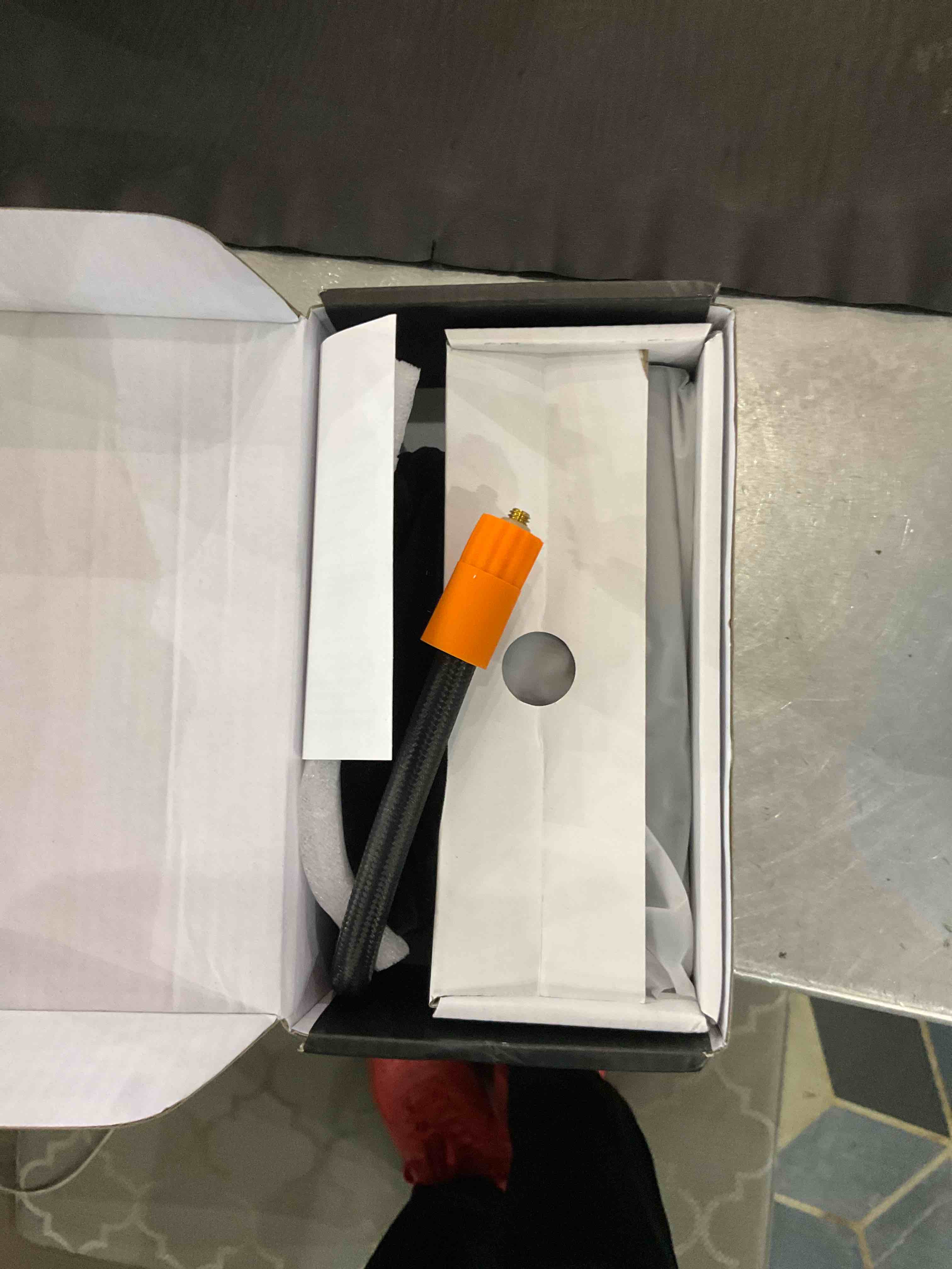 https://s3.amazonaws.com/lotting-images-prod/bidfta/EXS00565119_1699969755814.jpeg