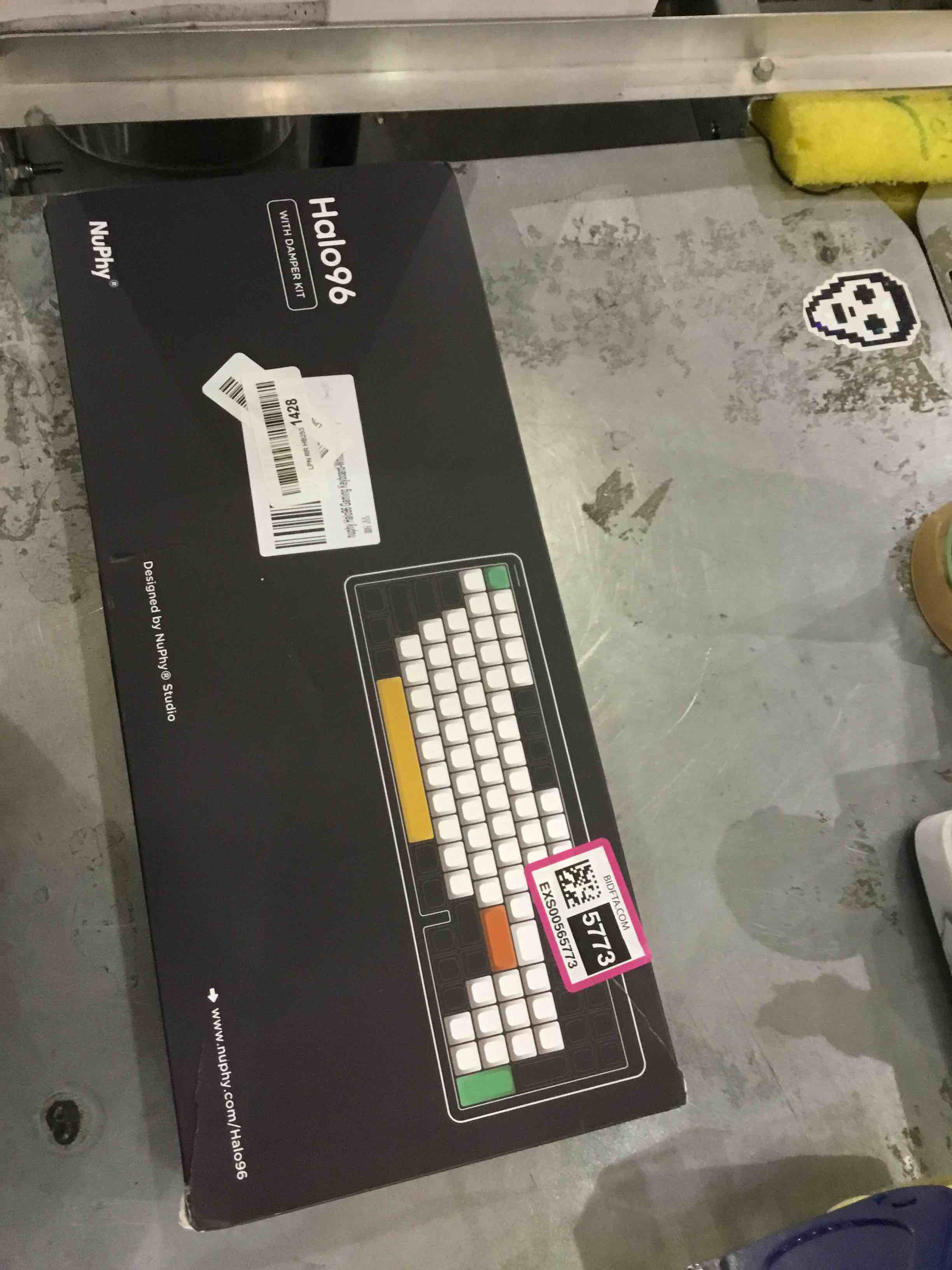 https://s3.amazonaws.com/lotting-images-prod/bidfta/EXS00565773_1701269544123.jpeg