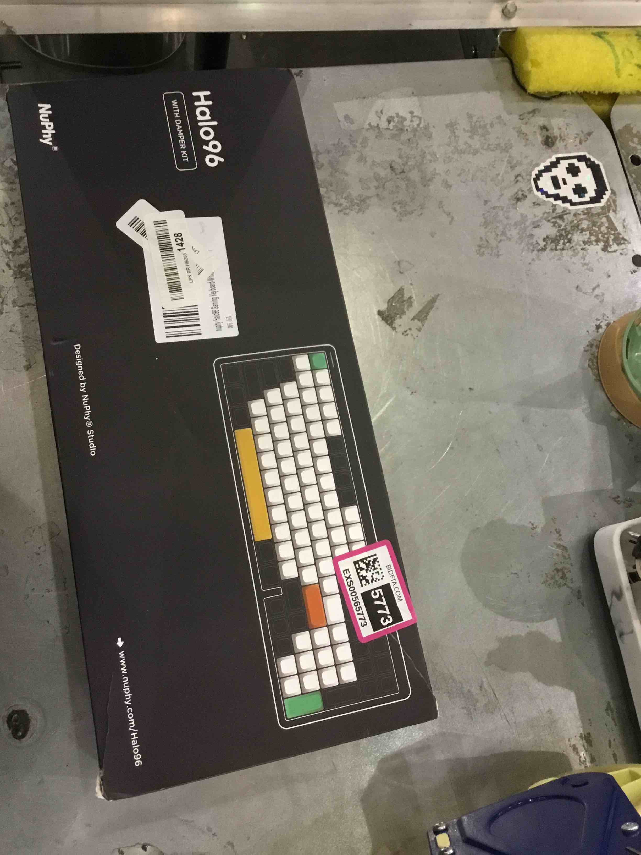 https://s3.amazonaws.com/lotting-images-prod/bidfta/EXS00565773_1701269545413.jpeg