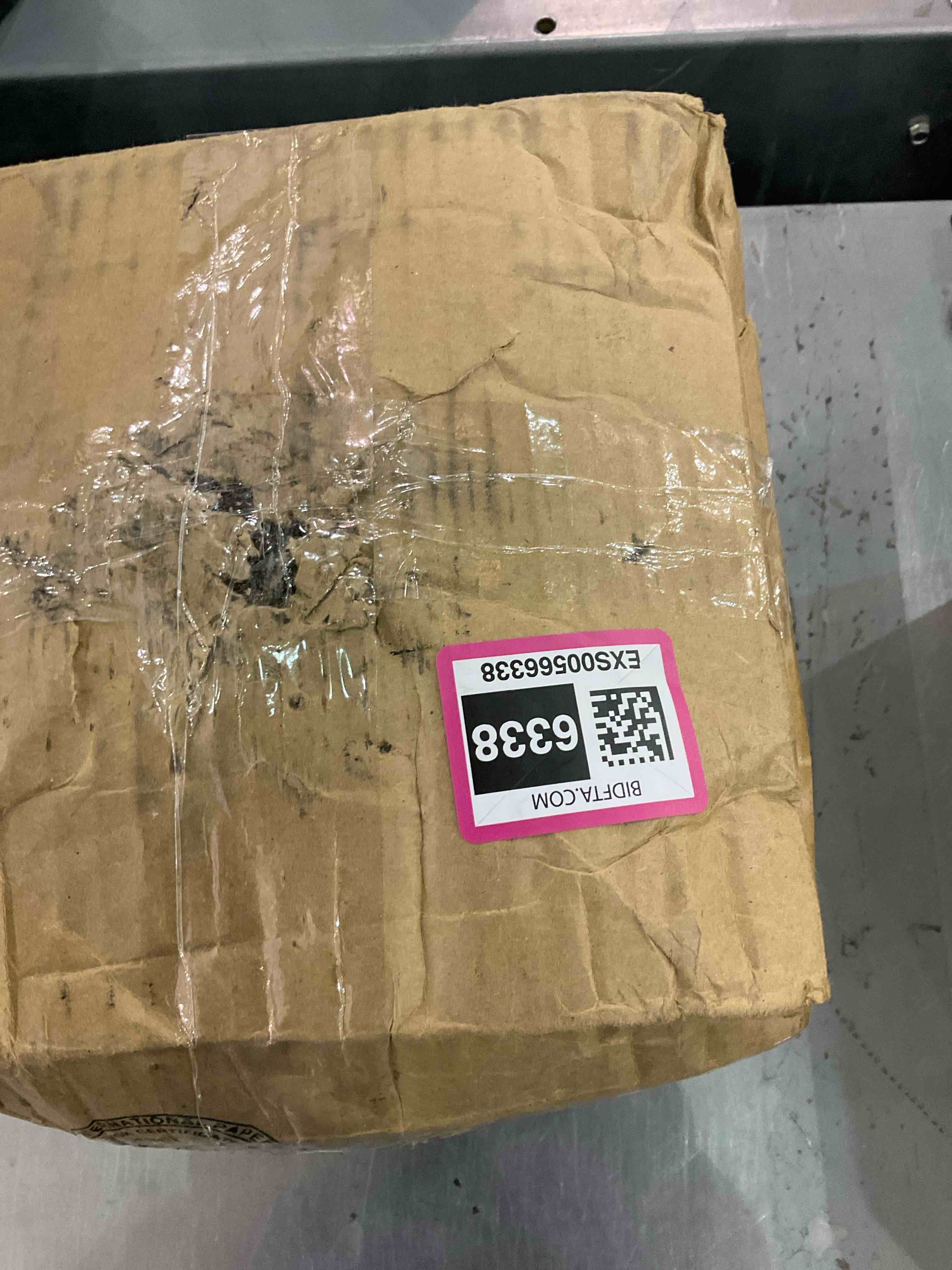 https://s3.amazonaws.com/lotting-images-prod/bidfta/EXS00566338_1699969252619.jpeg