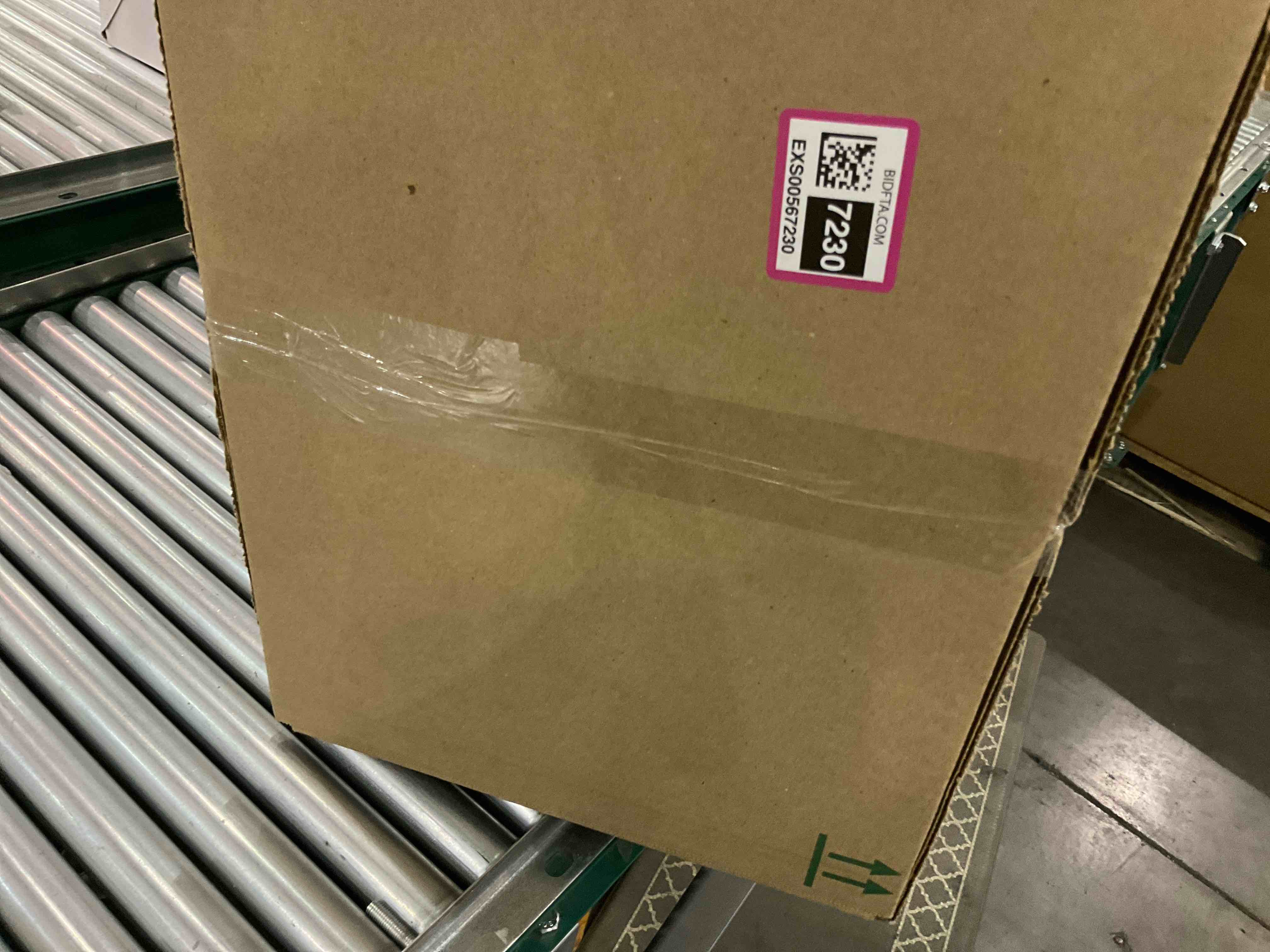 https://s3.amazonaws.com/lotting-images-prod/bidfta/EXS00567230_1699536635389.jpeg