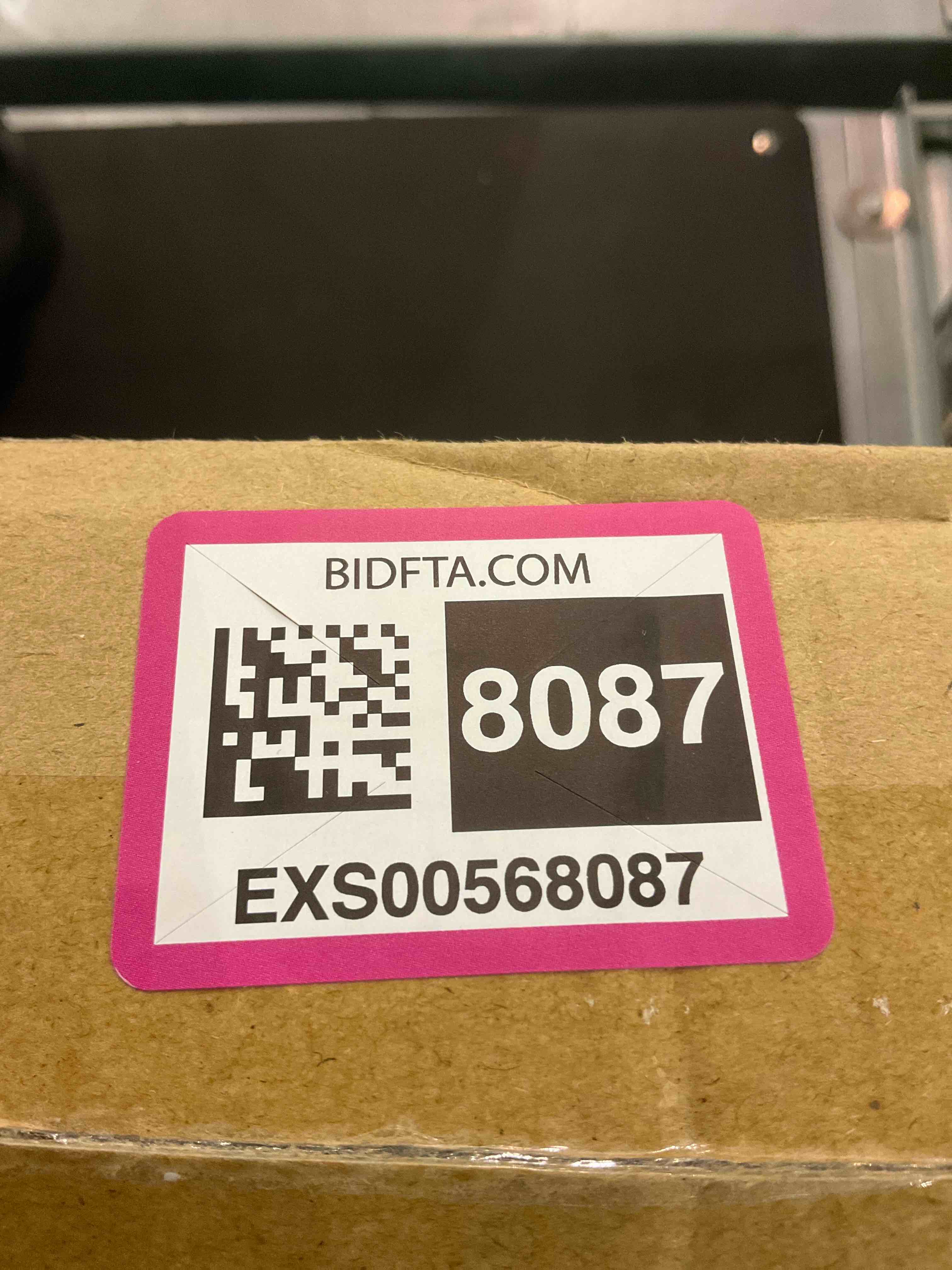https://s3.amazonaws.com/lotting-images-prod/bidfta/EXS00568087_1700054719415.jpeg