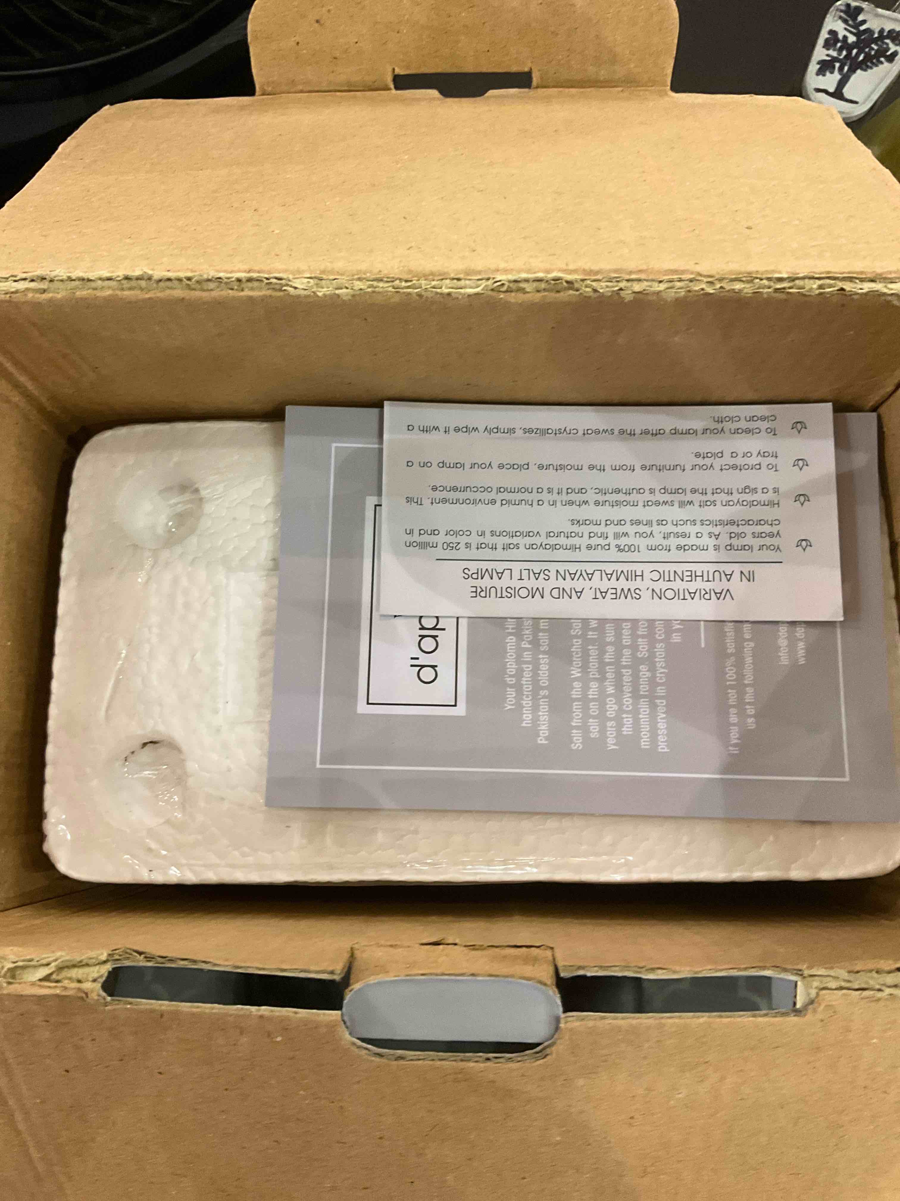 https://s3.amazonaws.com/lotting-images-prod/bidfta/EXS00568103_1700054508552.jpeg