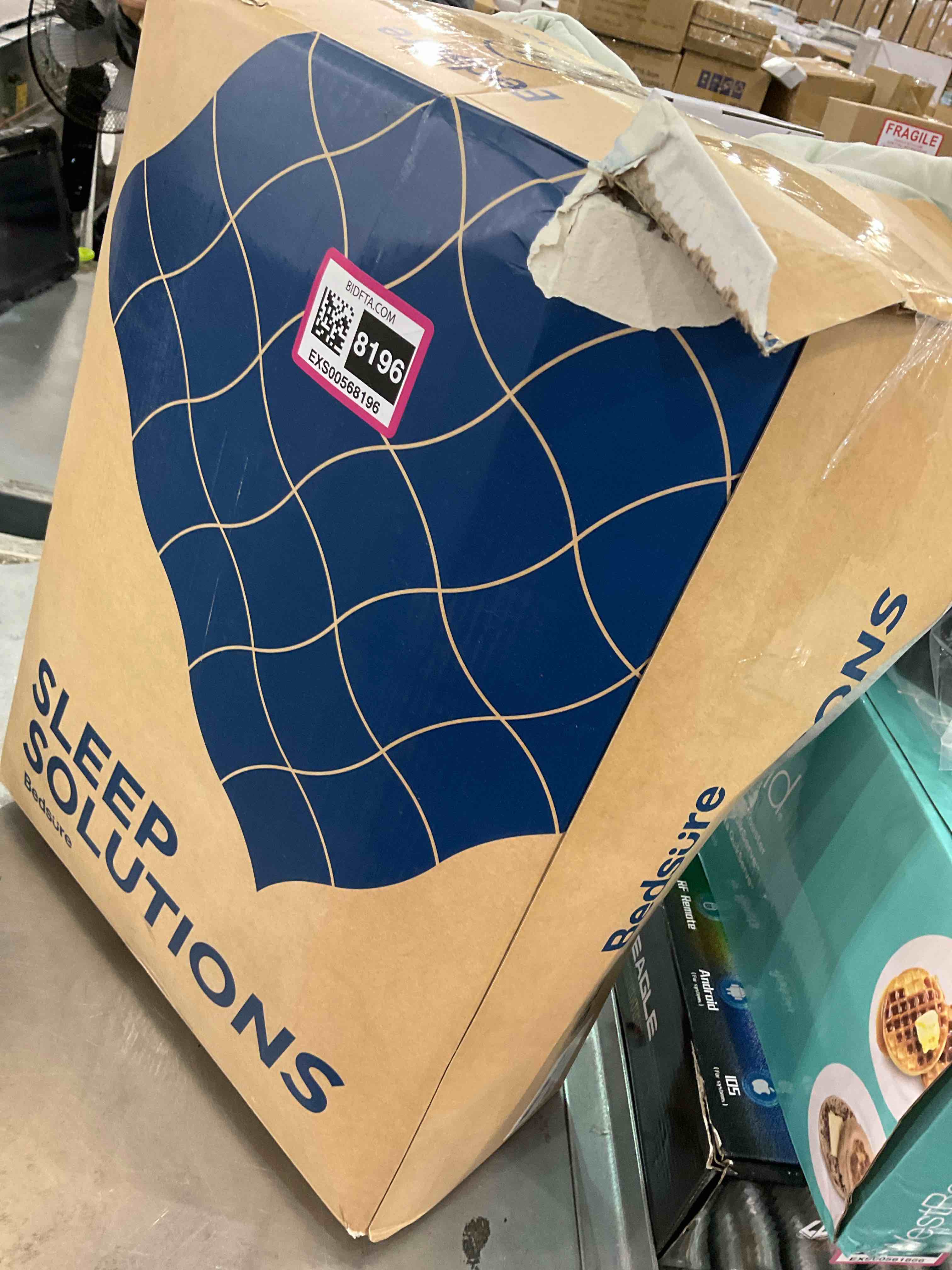 https://s3.amazonaws.com/lotting-images-prod/bidfta/EXS00568196_1700066911161.jpeg