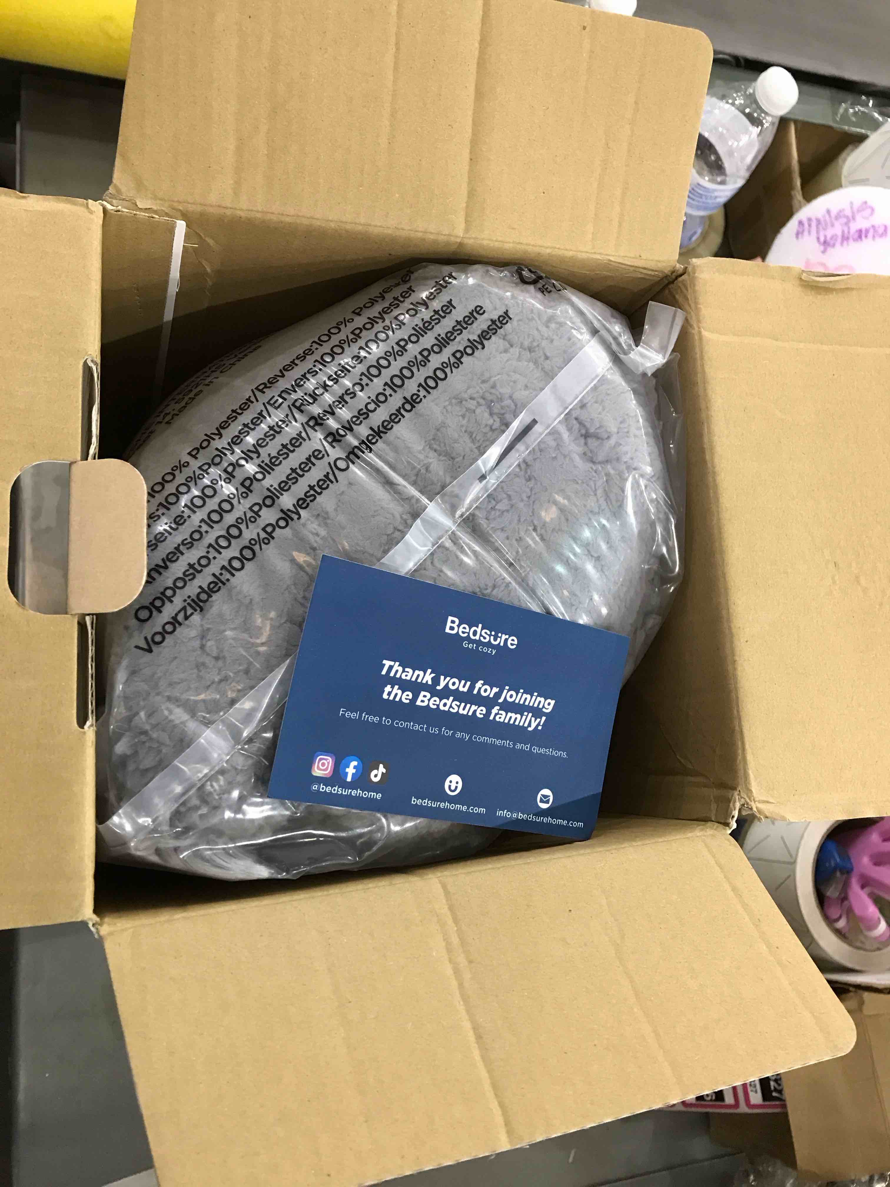https://s3.amazonaws.com/lotting-images-prod/bidfta/EXS00568909_1704742630689.jpeg