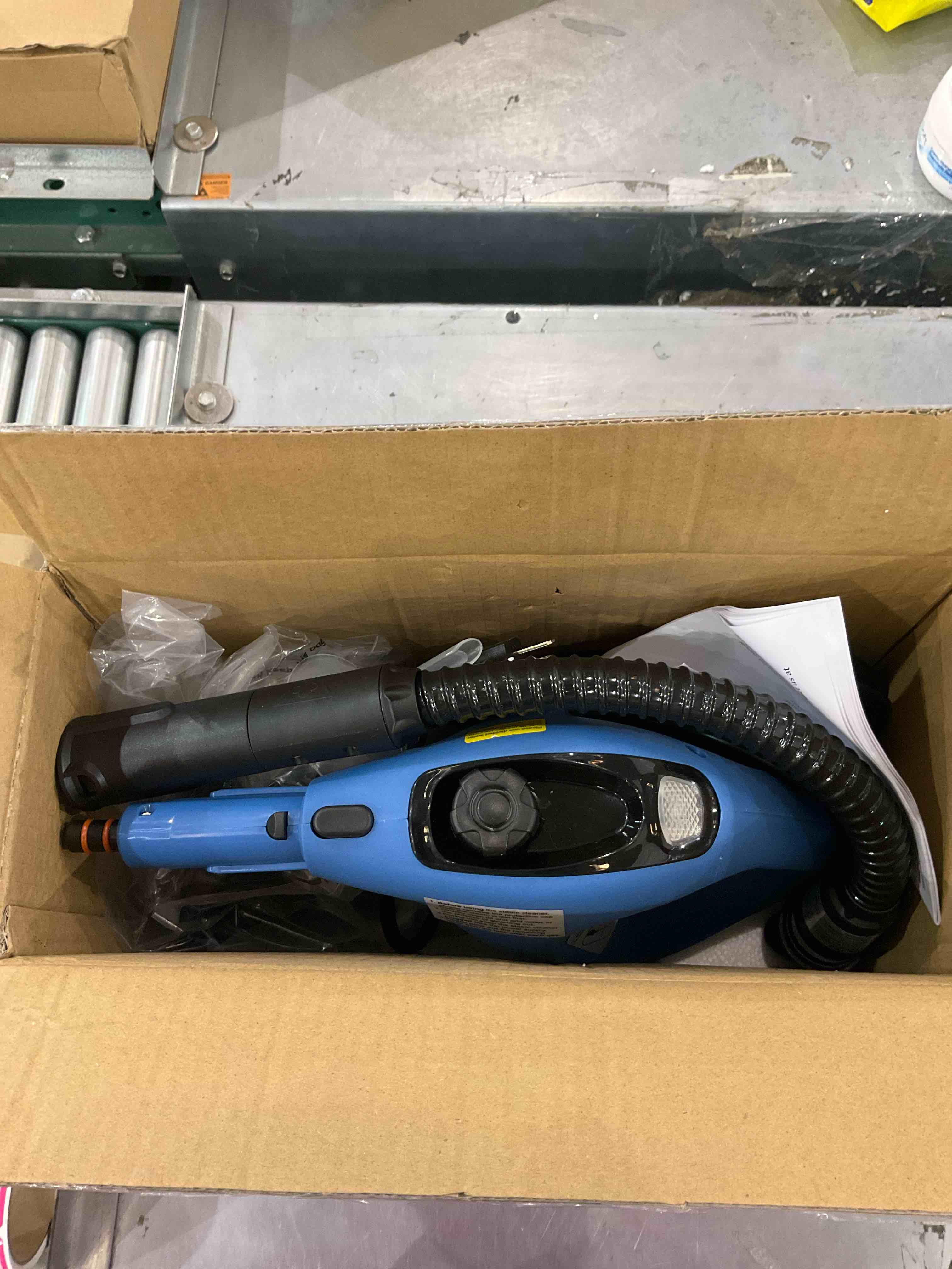 https://s3.amazonaws.com/lotting-images-prod/bidfta/EXS00569414_1702997930534.jpeg