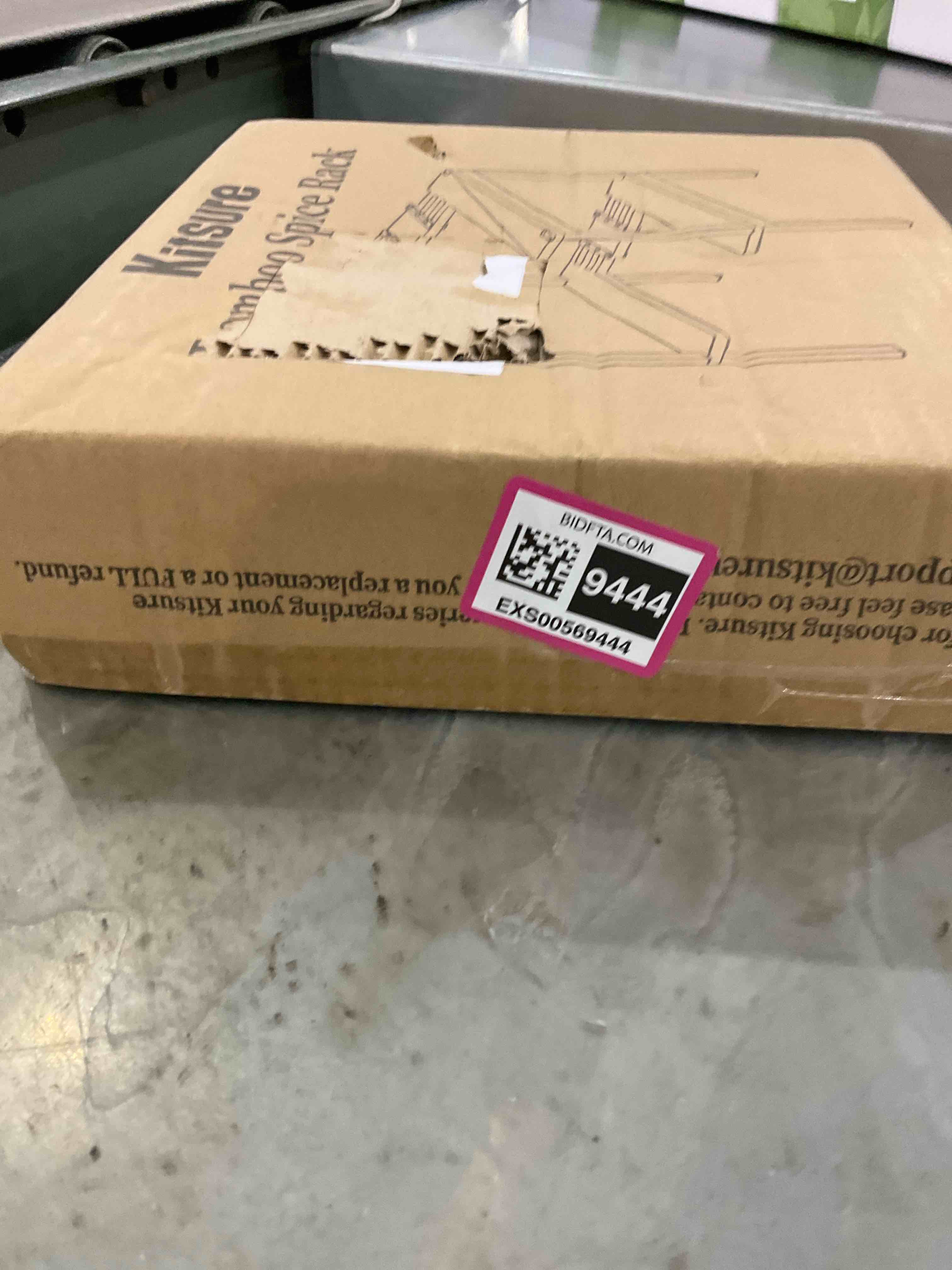 https://s3.amazonaws.com/lotting-images-prod/bidfta/EXS00569444_1703085367728.jpeg