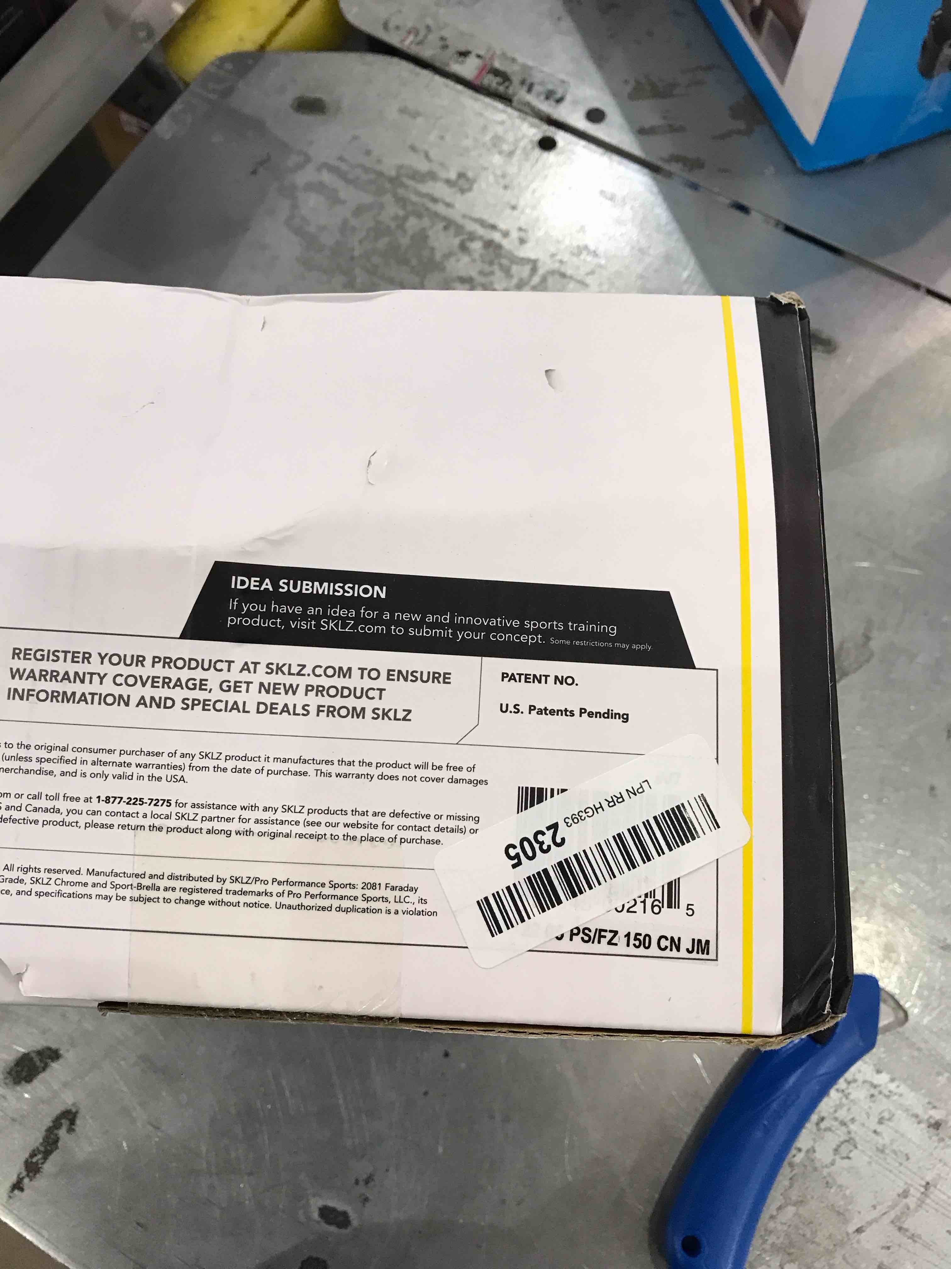 https://s3.amazonaws.com/lotting-images-prod/bidfta/EXS00569514_1699991137874.jpeg