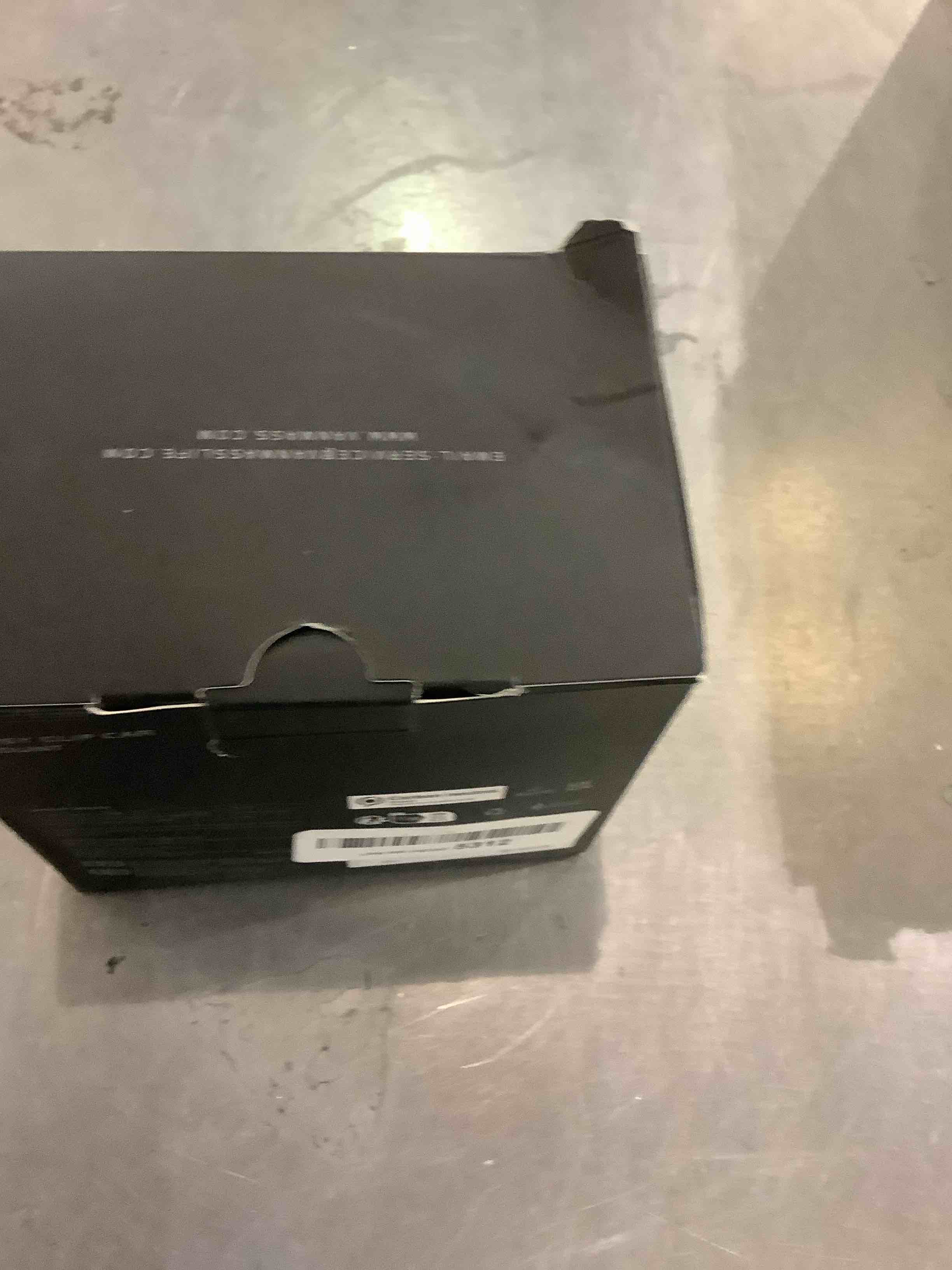 https://s3.amazonaws.com/lotting-images-prod/bidfta/EXS00569994_1700666733035.jpeg