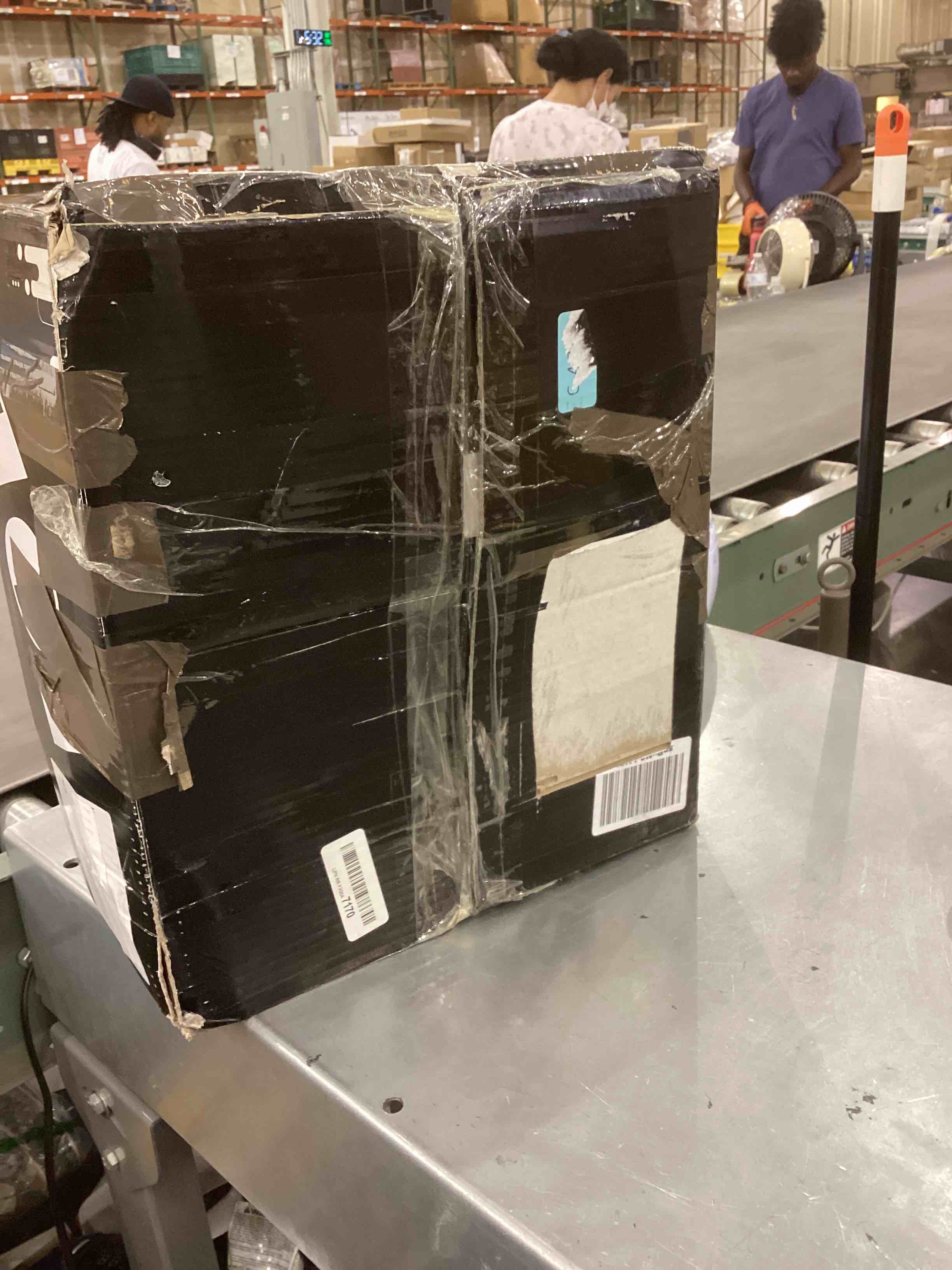 https://s3.amazonaws.com/lotting-images-prod/bidfta/EXS00570228_1694526223267.jpeg