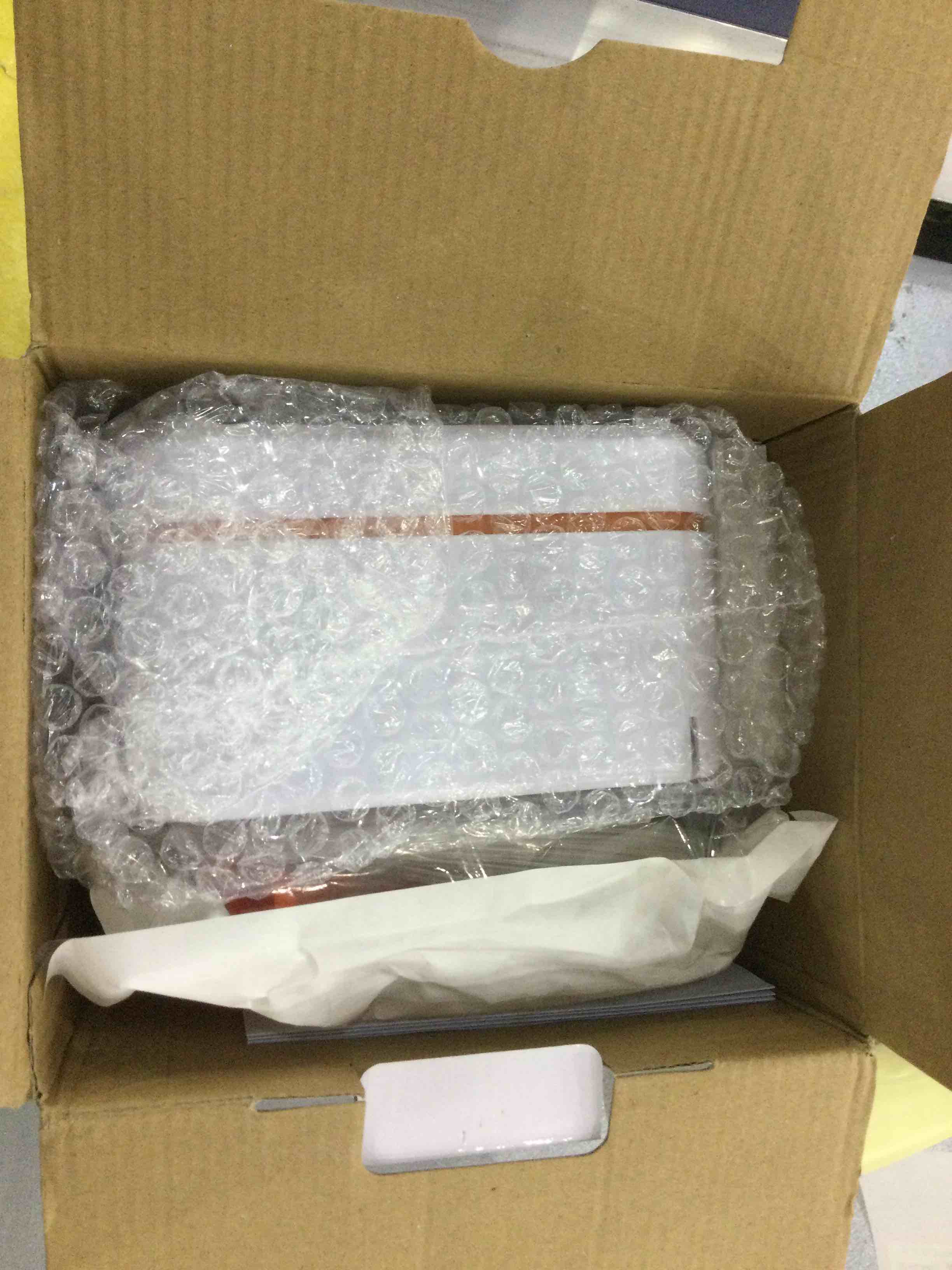 https://s3.amazonaws.com/lotting-images-prod/bidfta/EXS00570340_1694520548027.jpeg
