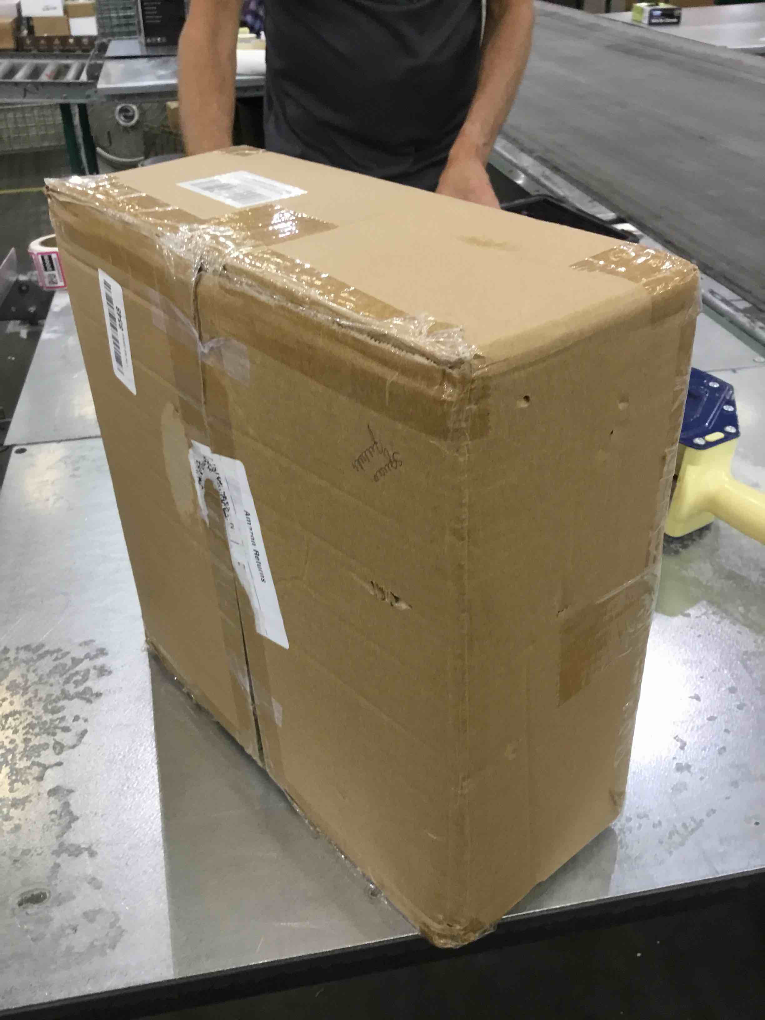 https://s3.amazonaws.com/lotting-images-prod/bidfta/EXS00570801_1696957802899.jpeg