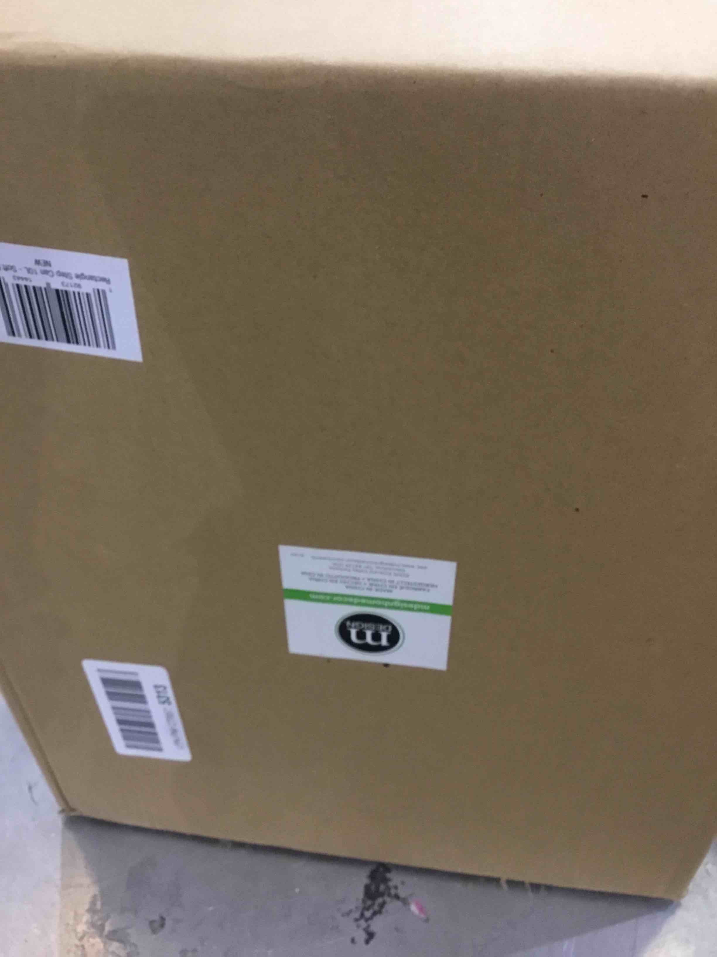 https://s3.amazonaws.com/lotting-images-prod/bidfta/EXS00571412_1694526387766.jpeg